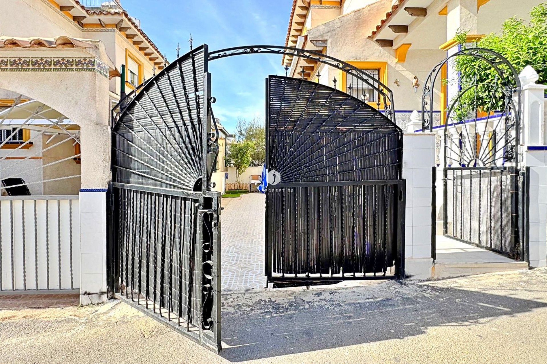 Aus zweiter Hand - Chalet -
Orihuela Costa - Costa Blanca