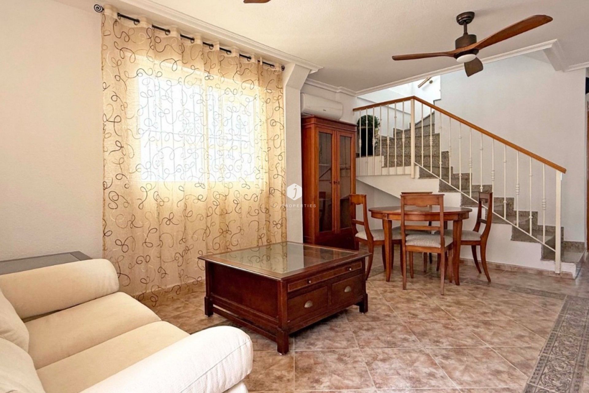 Aus zweiter Hand - Chalet -
Orihuela Costa - Costa Blanca