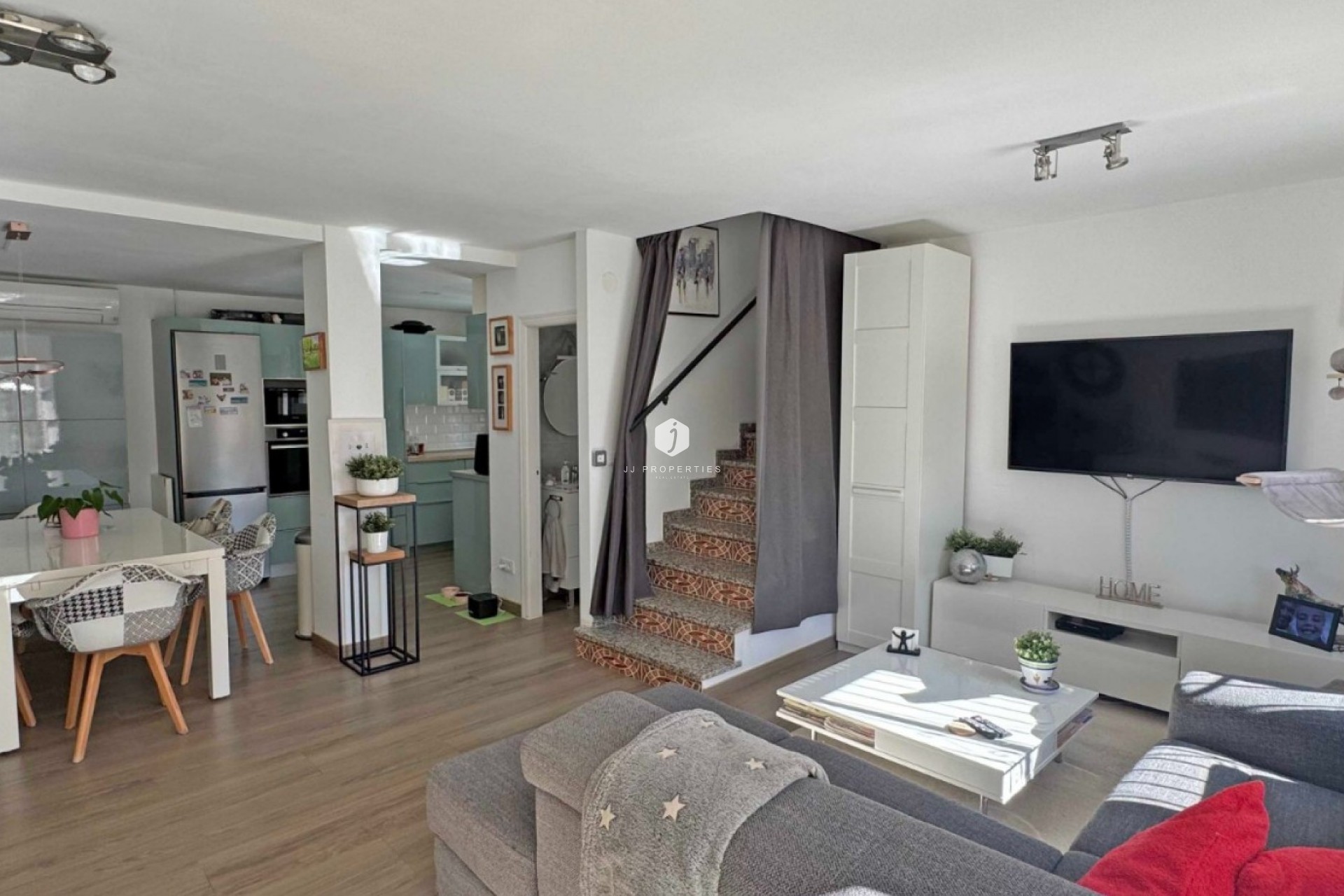 Aus zweiter Hand - Chalet -
Orihuela Costa - Costa Blanca