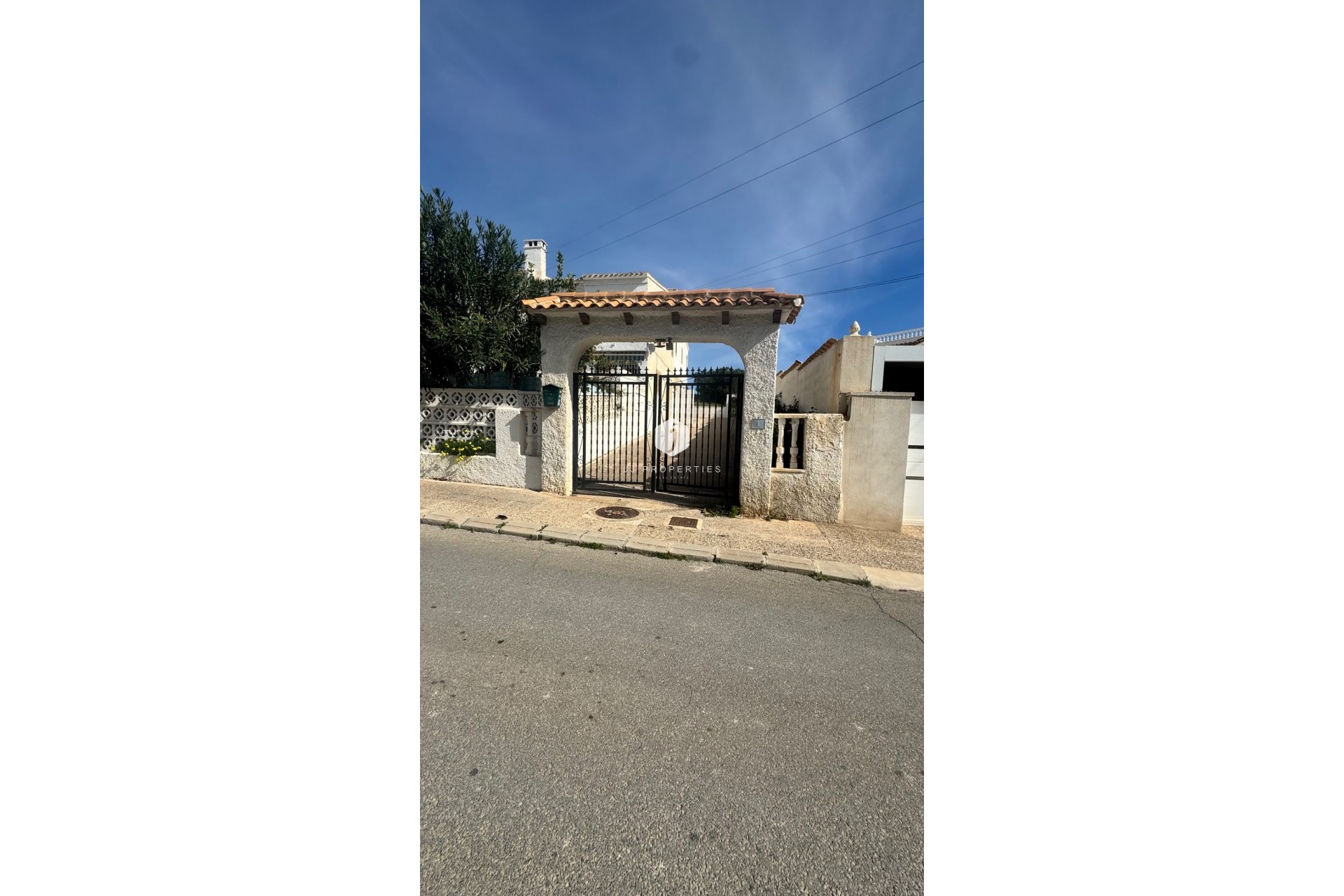 Aus zweiter Hand - Chalet -
Orihuela Costa - Costa Blanca