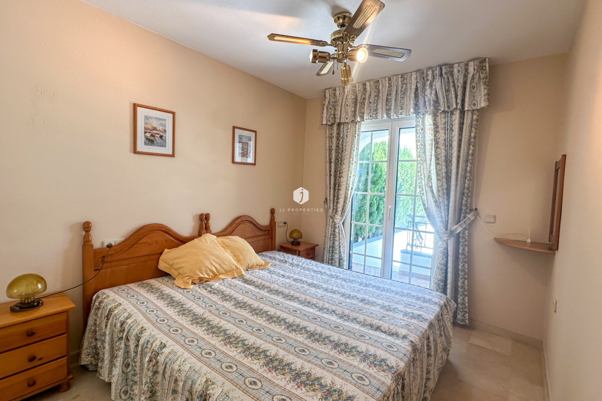 Aus zweiter Hand - Chalet -
Orihuela Costa - Costa Blanca