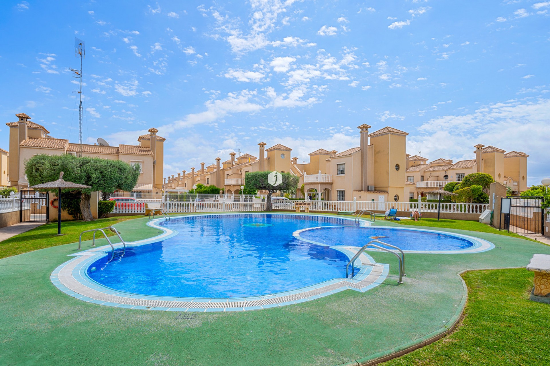 Aus zweiter Hand - Chalet -
Orihuela Costa - Costa Blanca