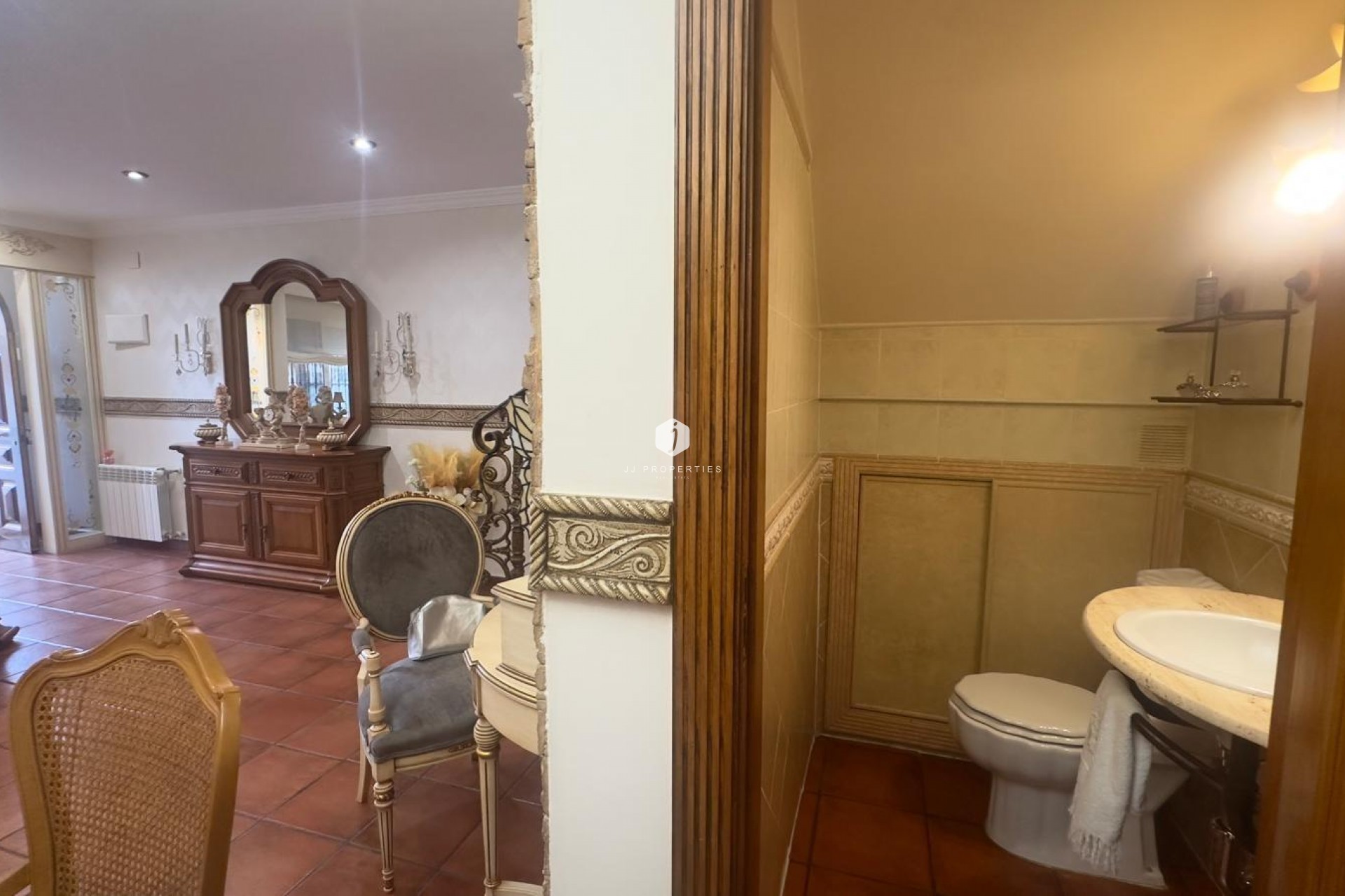 Aus zweiter Hand - Chalet -
Orihuela Costa - La Zenia