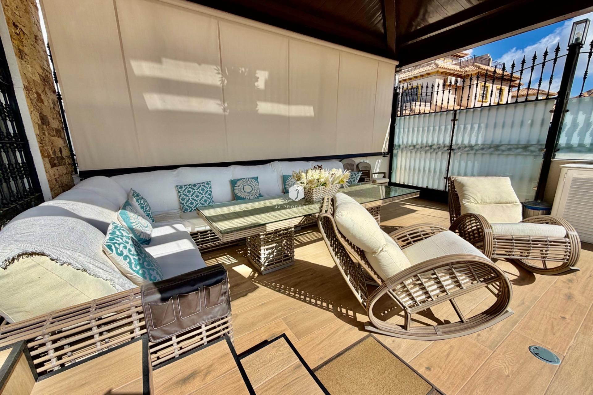 Aus zweiter Hand - Chalet -
Orihuela Costa - La Zenia