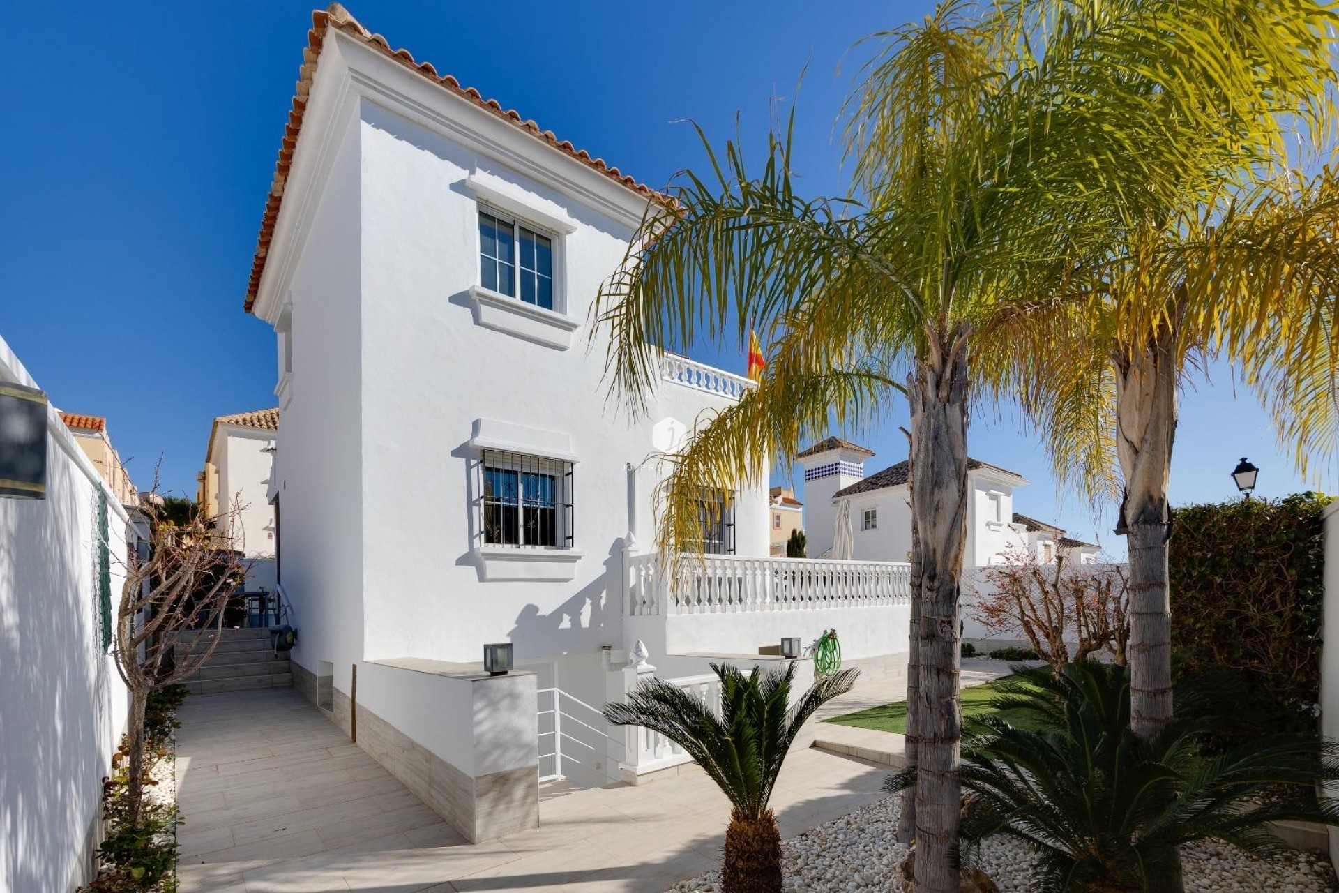 Aus zweiter Hand - Chalet -
Orihuela Costa - Las Filipinas