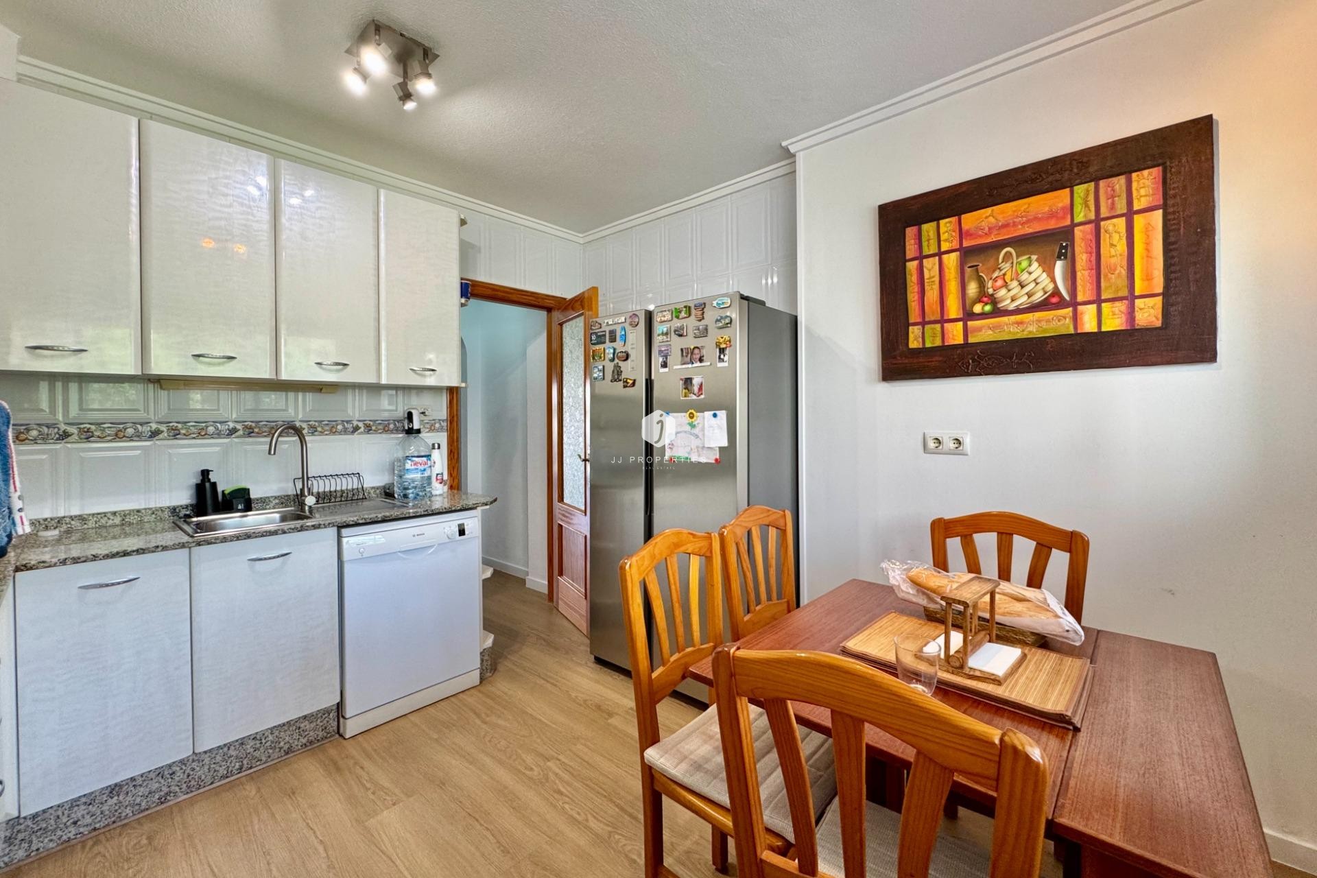 Aus zweiter Hand - Chalet -
Orihuela Costa - Las Filipinas