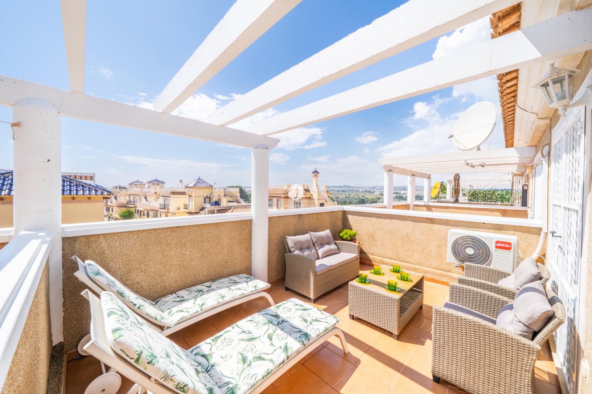 Aus zweiter Hand - Chalet -
Orihuela Costa - Los Almendros - La Florida