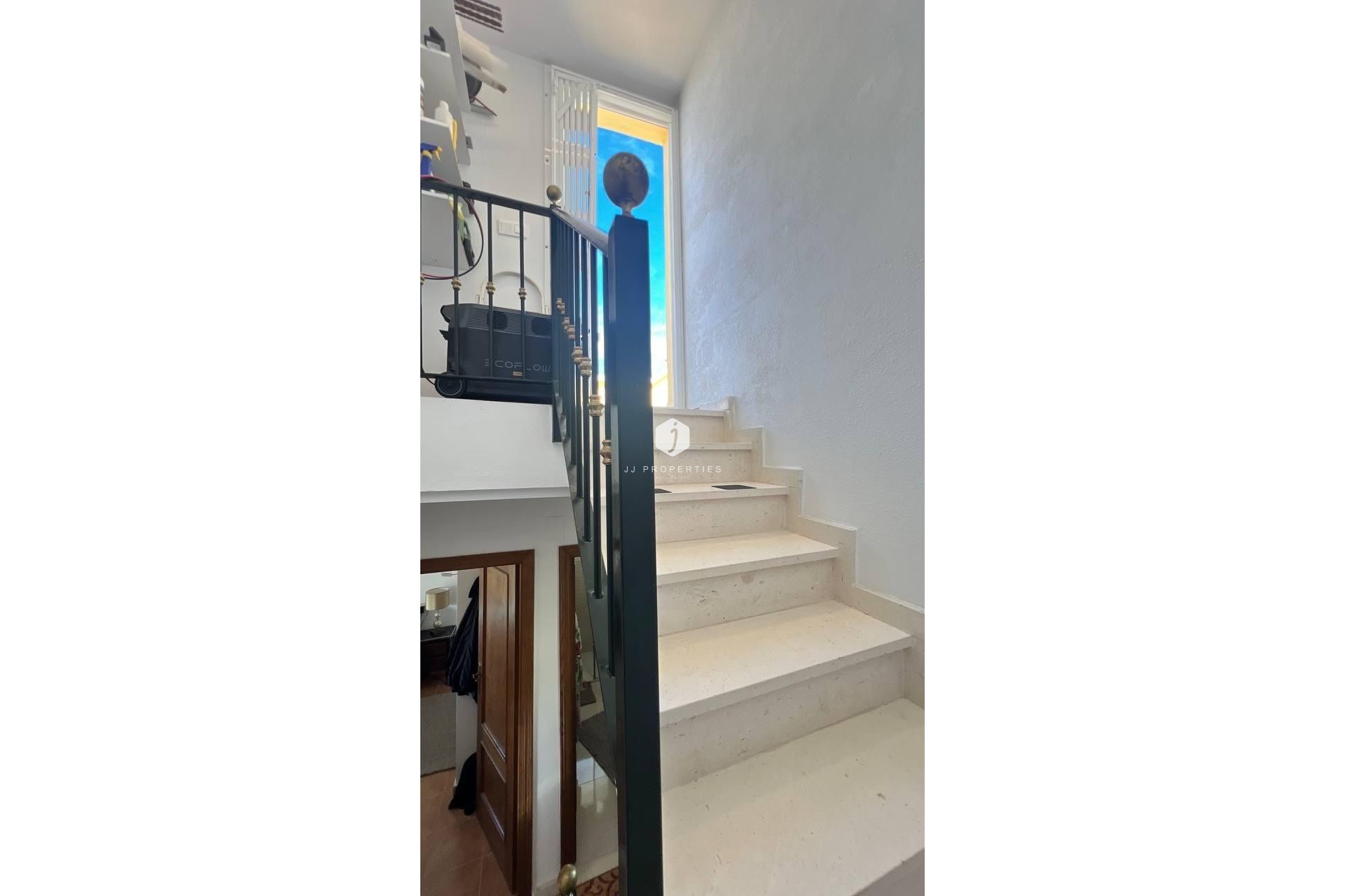 Aus zweiter Hand - Chalet -
Orihuela Costa - Los Almendros-la Florida