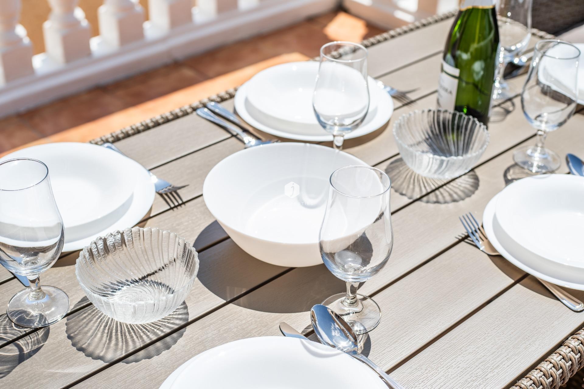 Aus zweiter Hand - Chalet -
Orihuela Costa - Los Almendros-la Florida