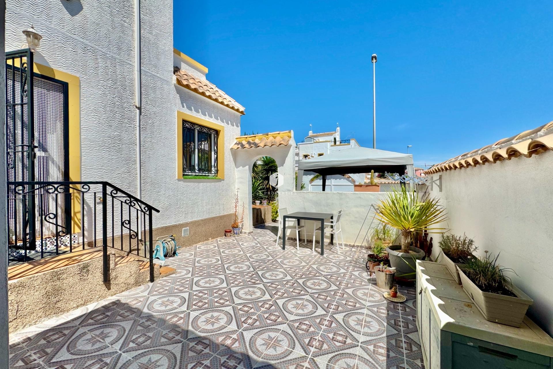 Aus zweiter Hand - Chalet -
Orihuela Costa - Los Altos