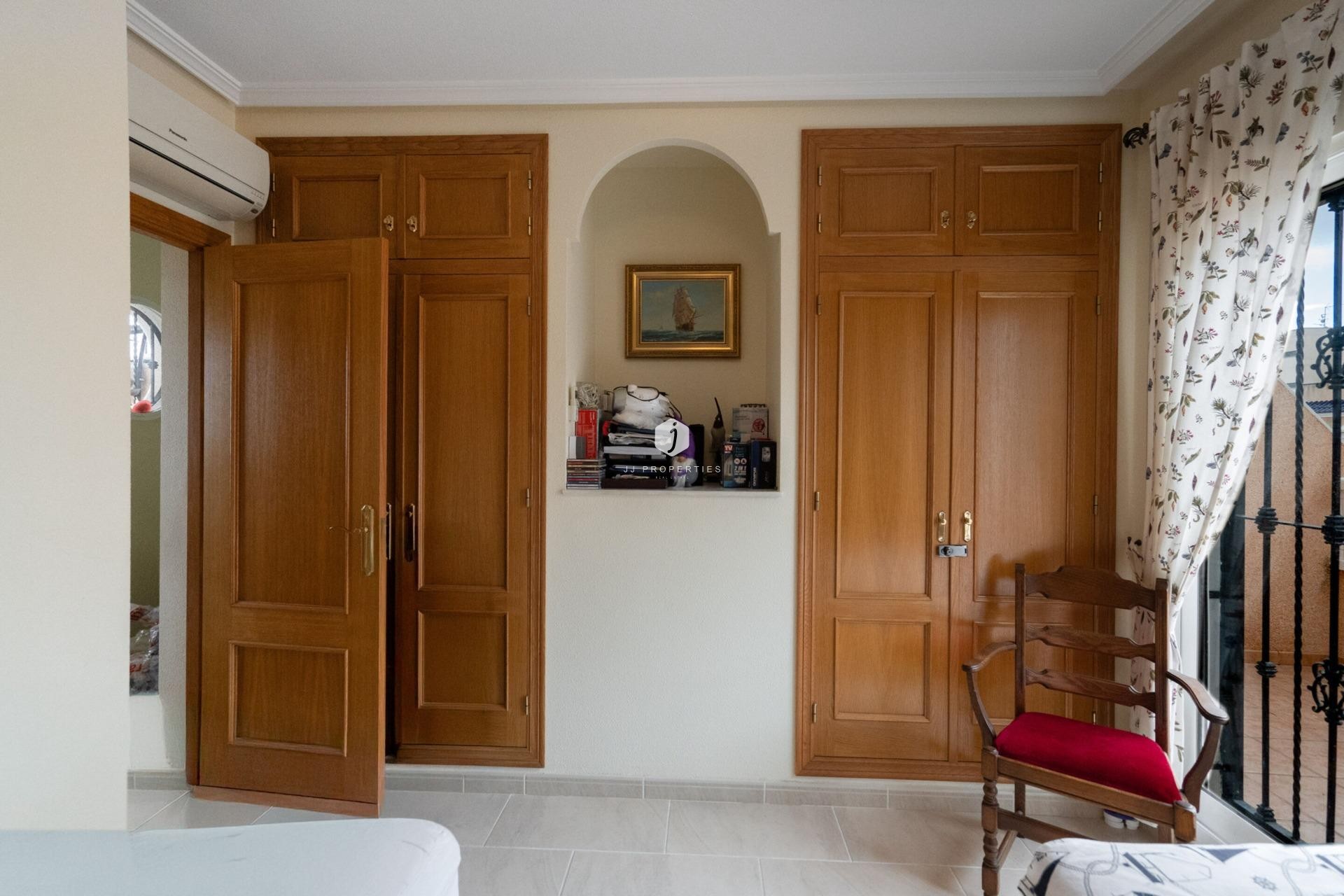 Aus zweiter Hand - Chalet -
Orihuela Costa - Los Dolses