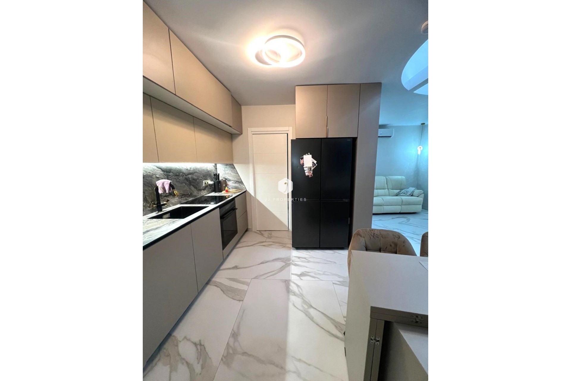 Aus zweiter Hand - Chalet -
Orihuela Costa - Playa Flamenca