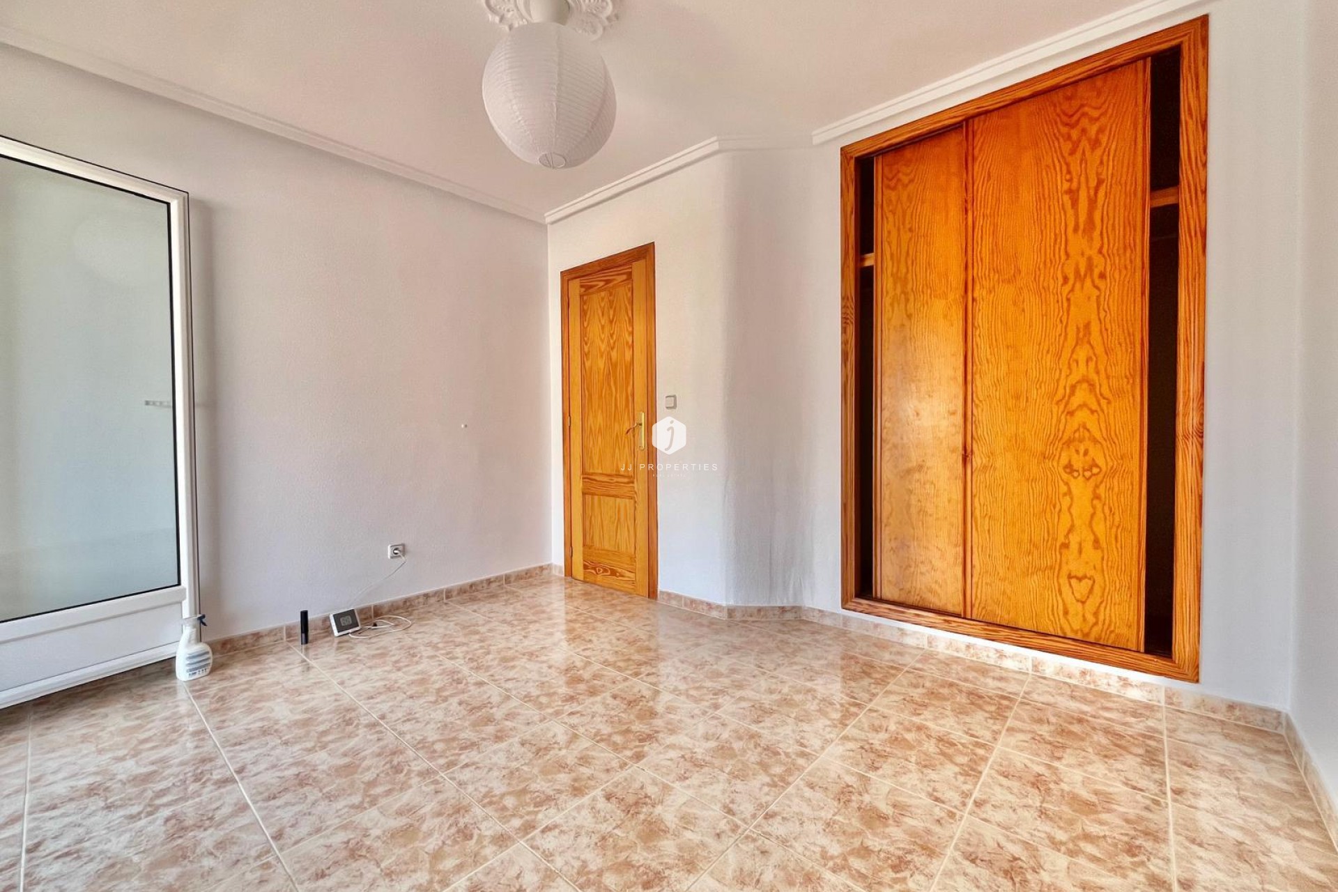 Aus zweiter Hand - Chalet -
Orihuela Costa - Playa Flamenca