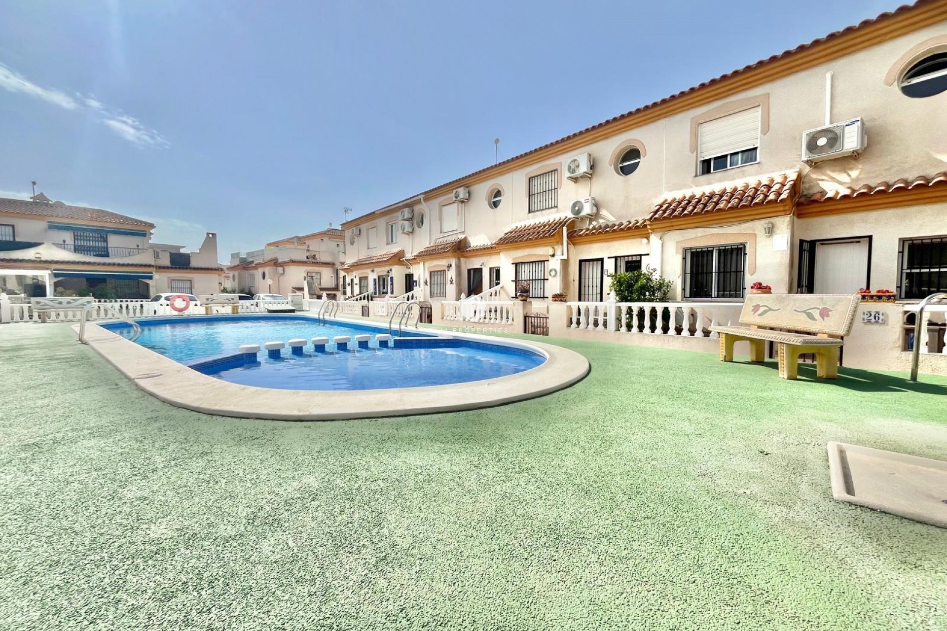 Aus zweiter Hand - Chalet -
Orihuela Costa - Playa Flamenca