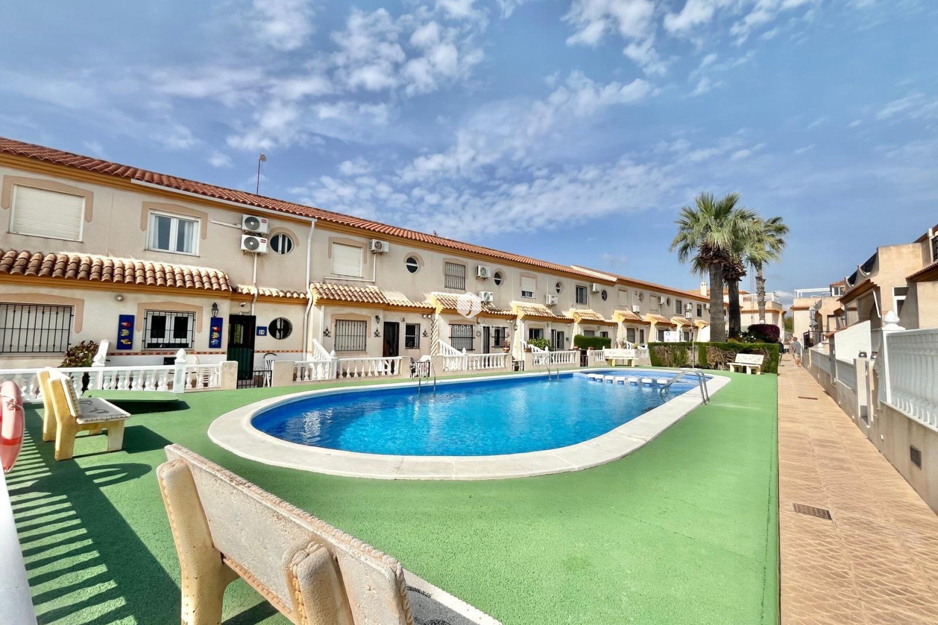Aus zweiter Hand - Chalet -
Orihuela Costa - Playa Flamenca