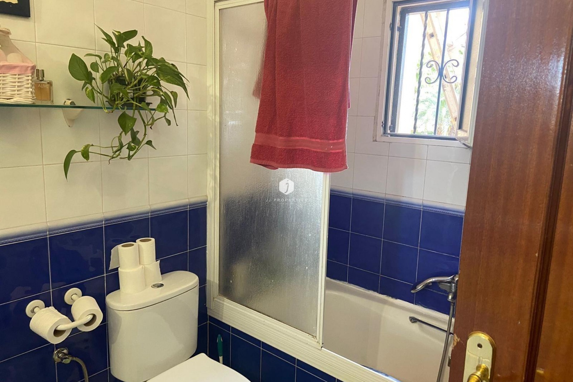 Aus zweiter Hand - Chalet -
Orihuela Costa - Punta Prima