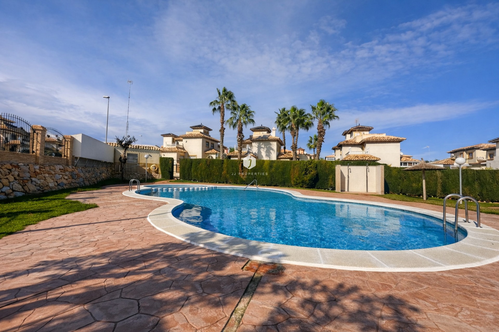 Aus zweiter Hand - Chalet -
Orihuela Costa - Villa's San Jose IV