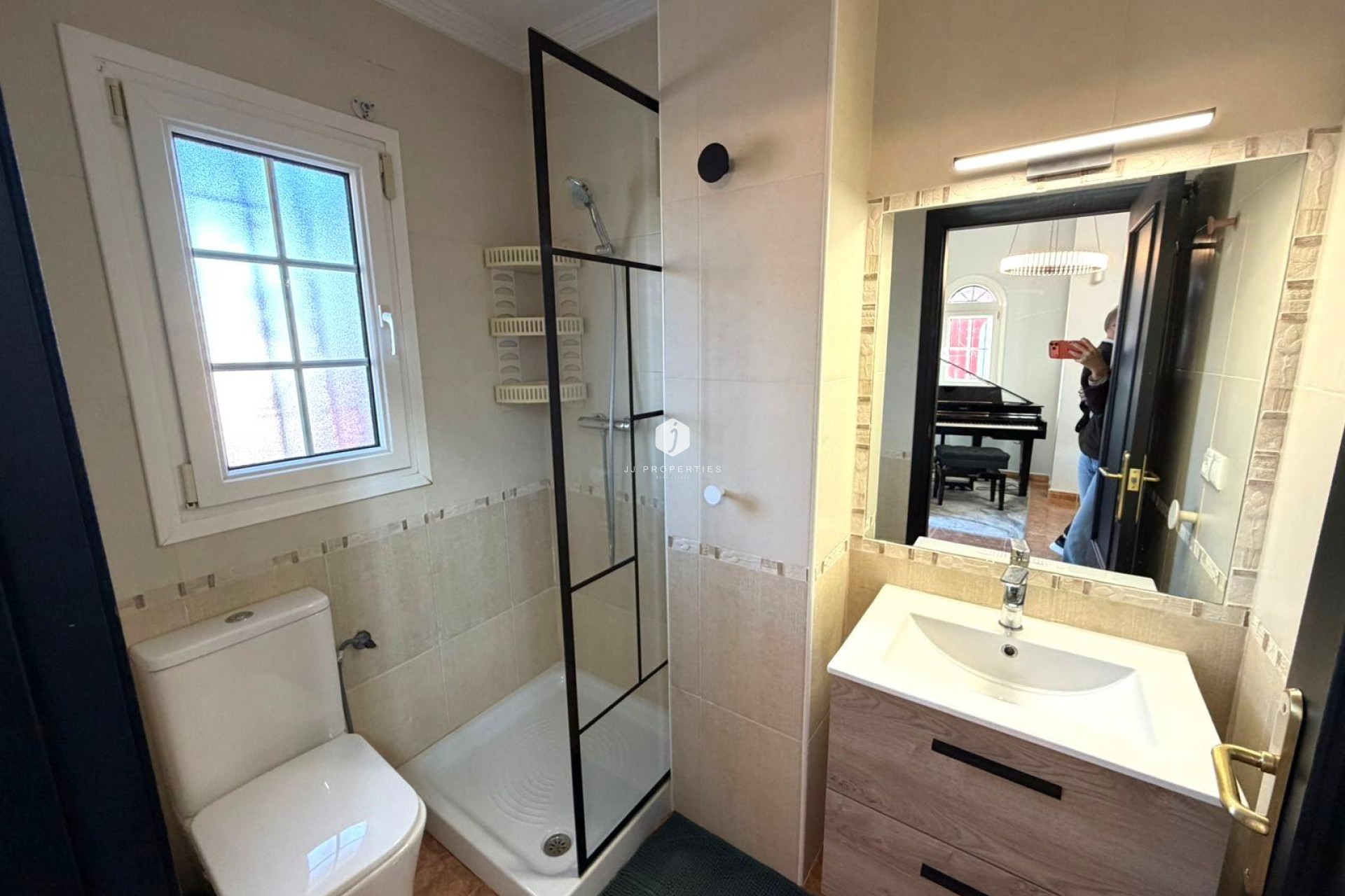 Aus zweiter Hand - Chalet -
Orihuela Costa - Villamartín