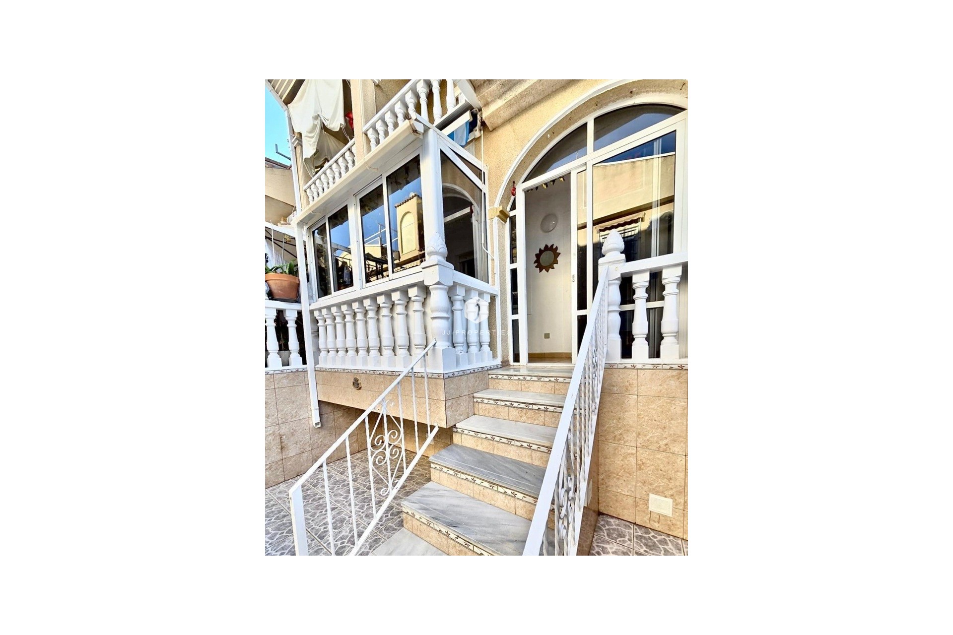 Aus zweiter Hand - Chalet -
Playa Flamenca - Costa Blanca