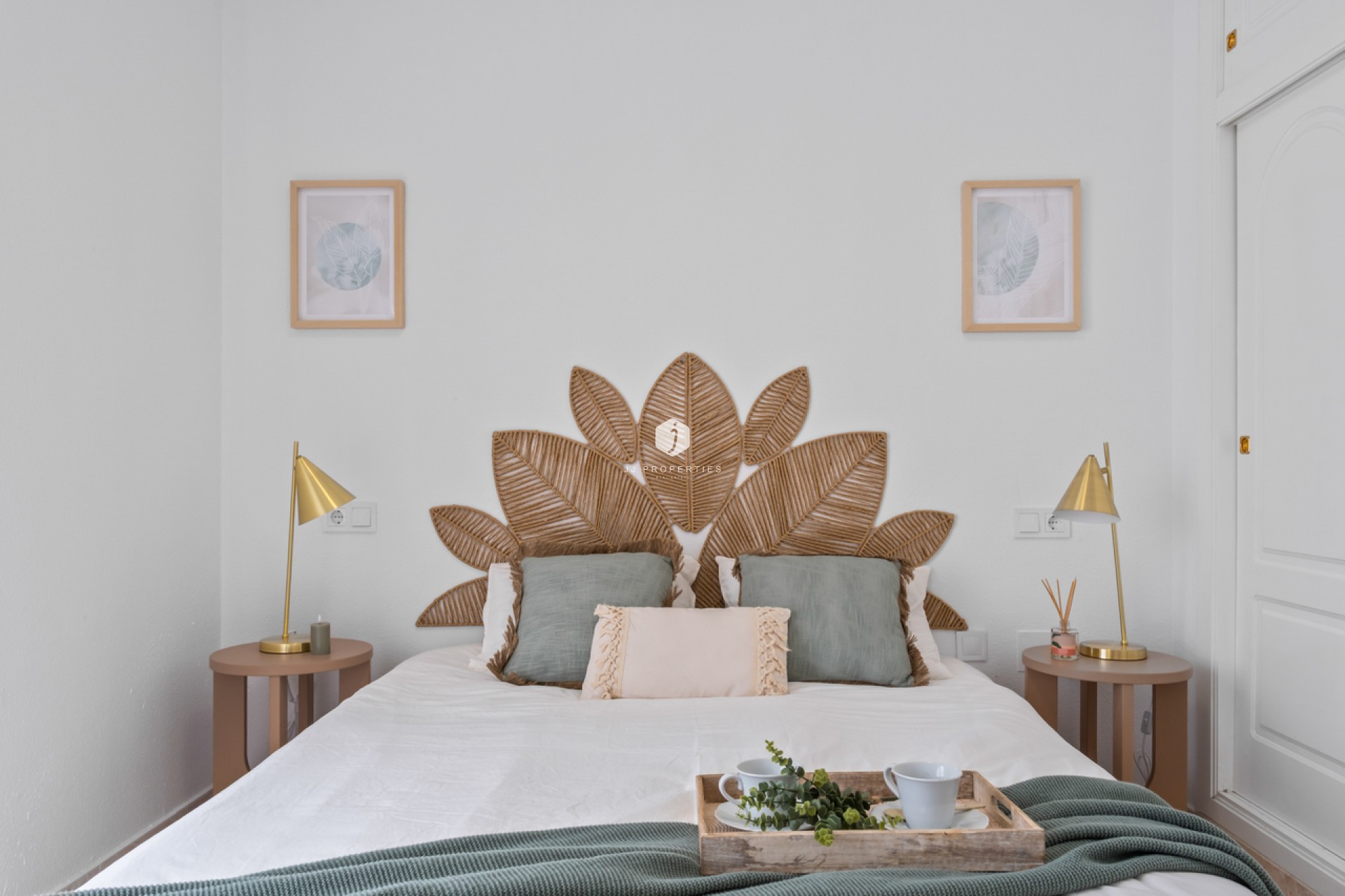 Aus zweiter Hand - Chalet -
Playa Flamenca - Costa Blanca