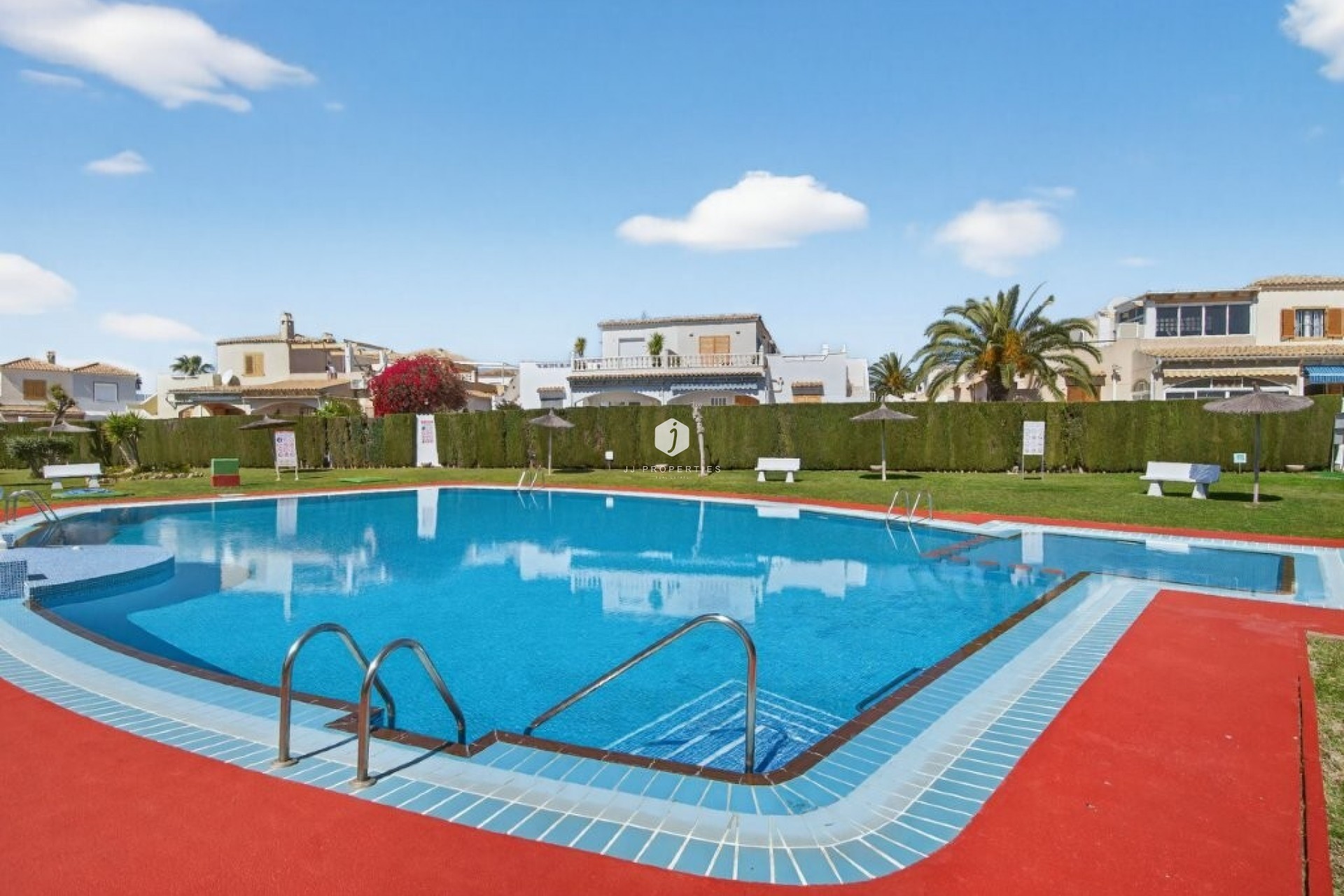 Aus zweiter Hand - Chalet -
Playa Flamenca - Serena III