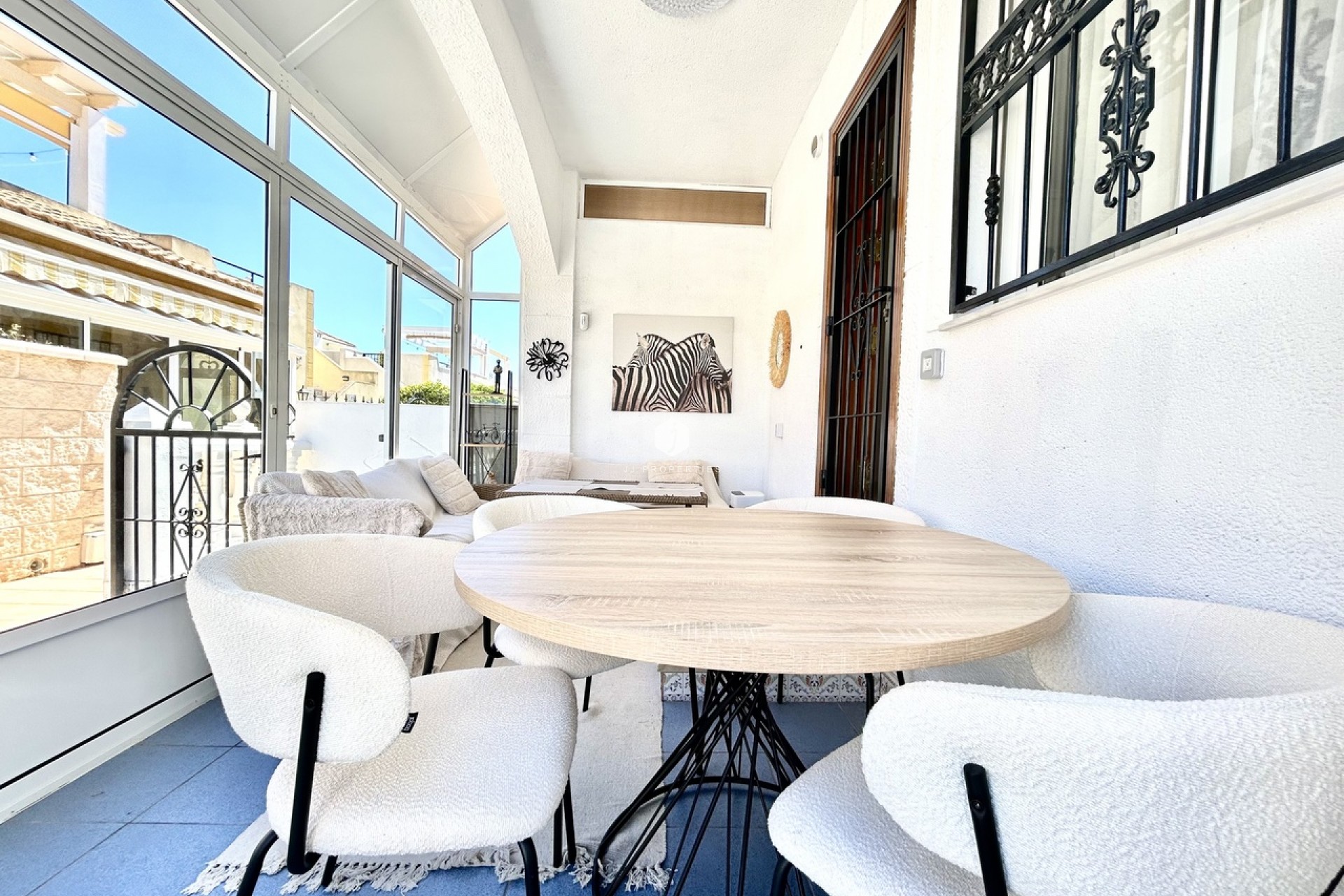 Aus zweiter Hand - Chalet -
Punta Prima - Costa Blanca