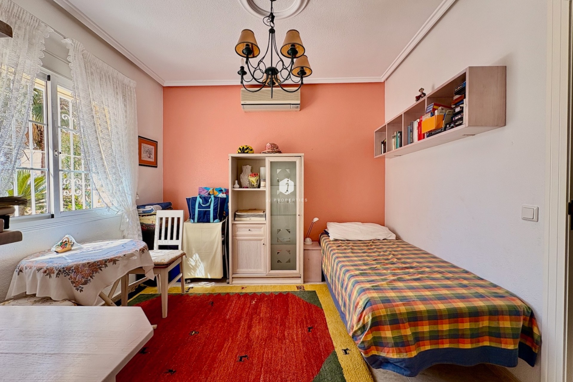 Aus zweiter Hand - Chalet -
Rojales - Inland