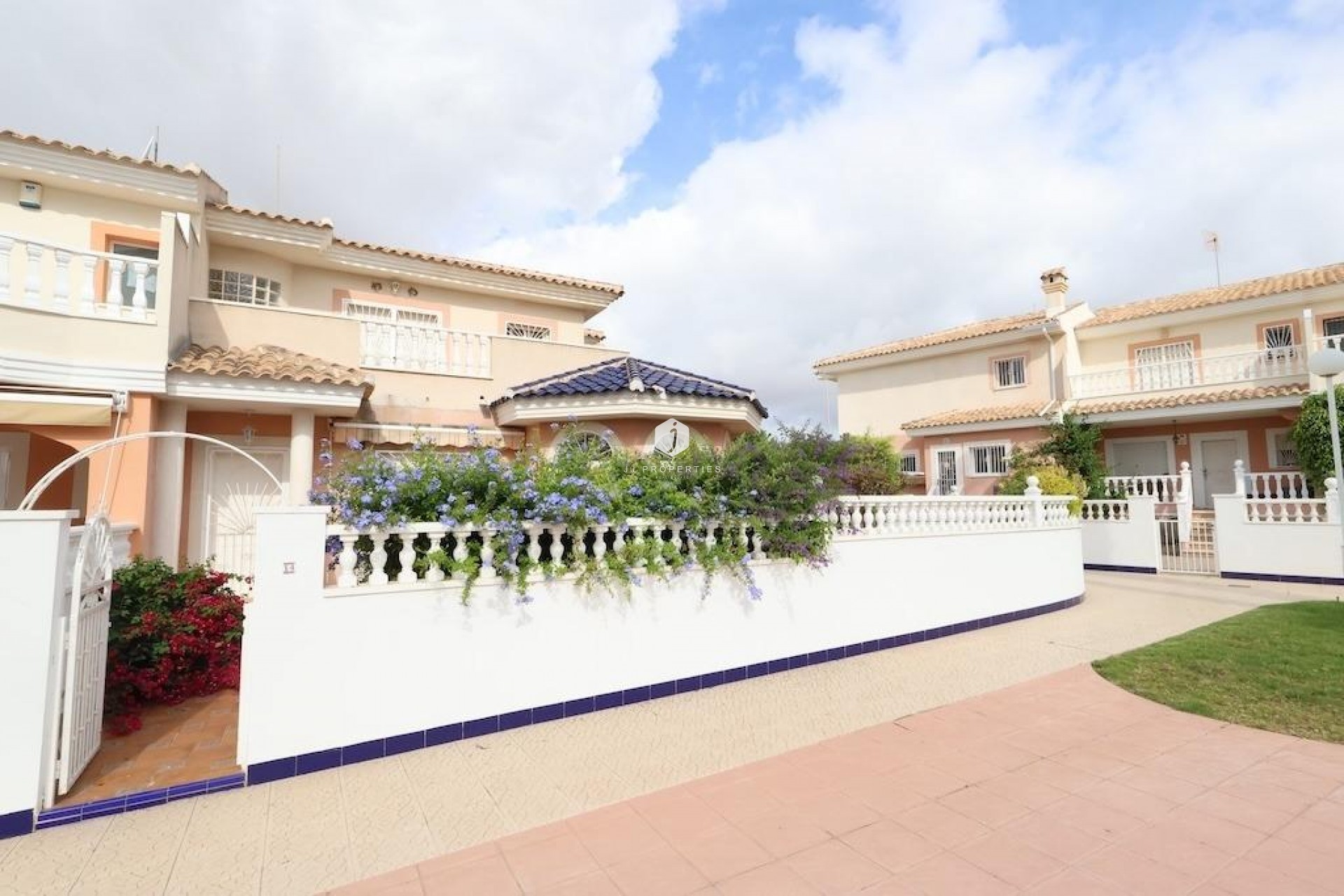 Aus zweiter Hand - Chalet -
Rojales - Inland