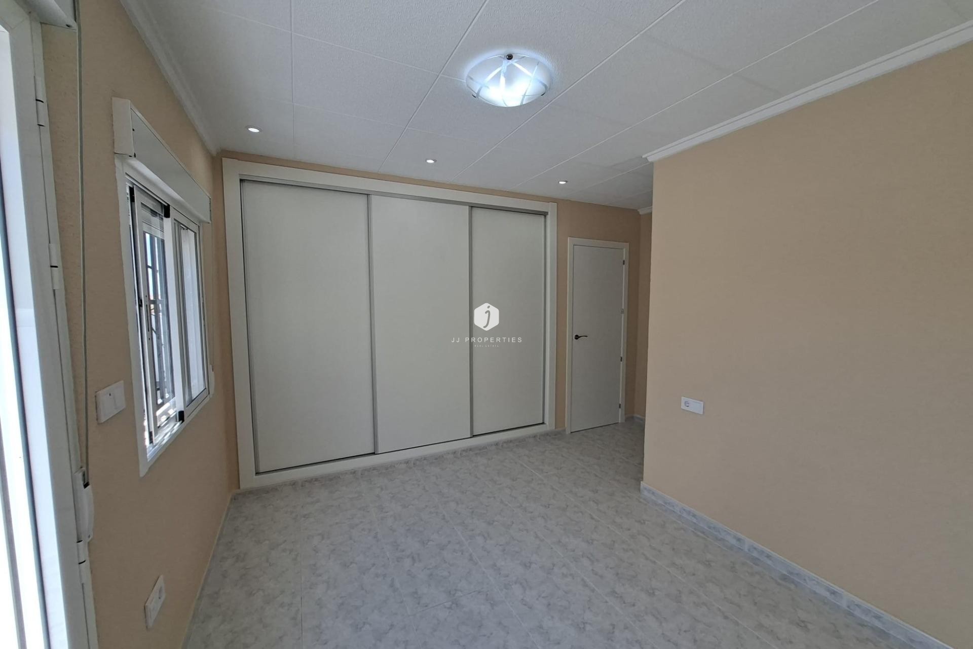 Aus zweiter Hand - Chalet -
San Fulgencio - La Marina