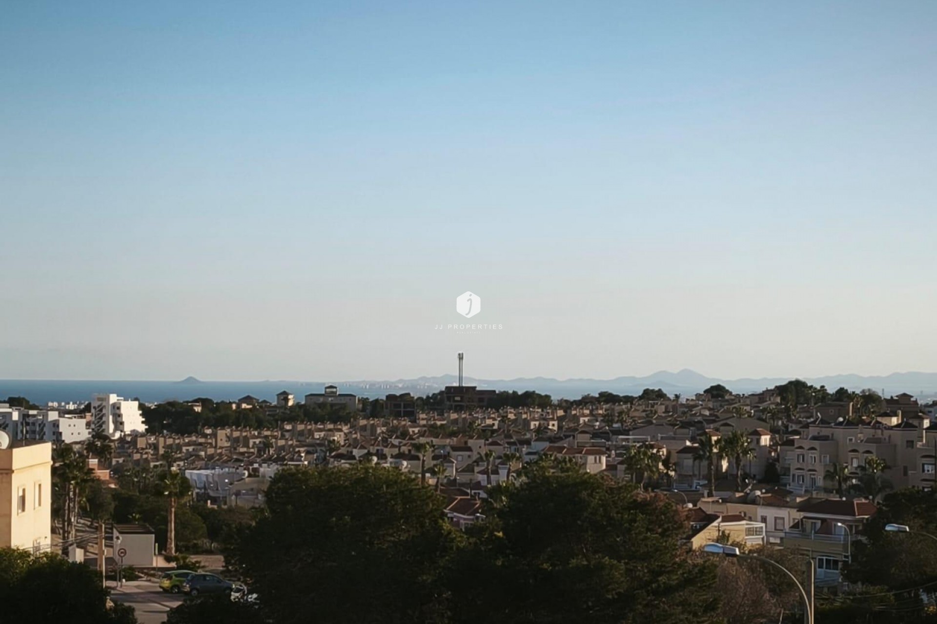 Aus zweiter Hand - Chalet -
San Miguel de Salinas - El Galán