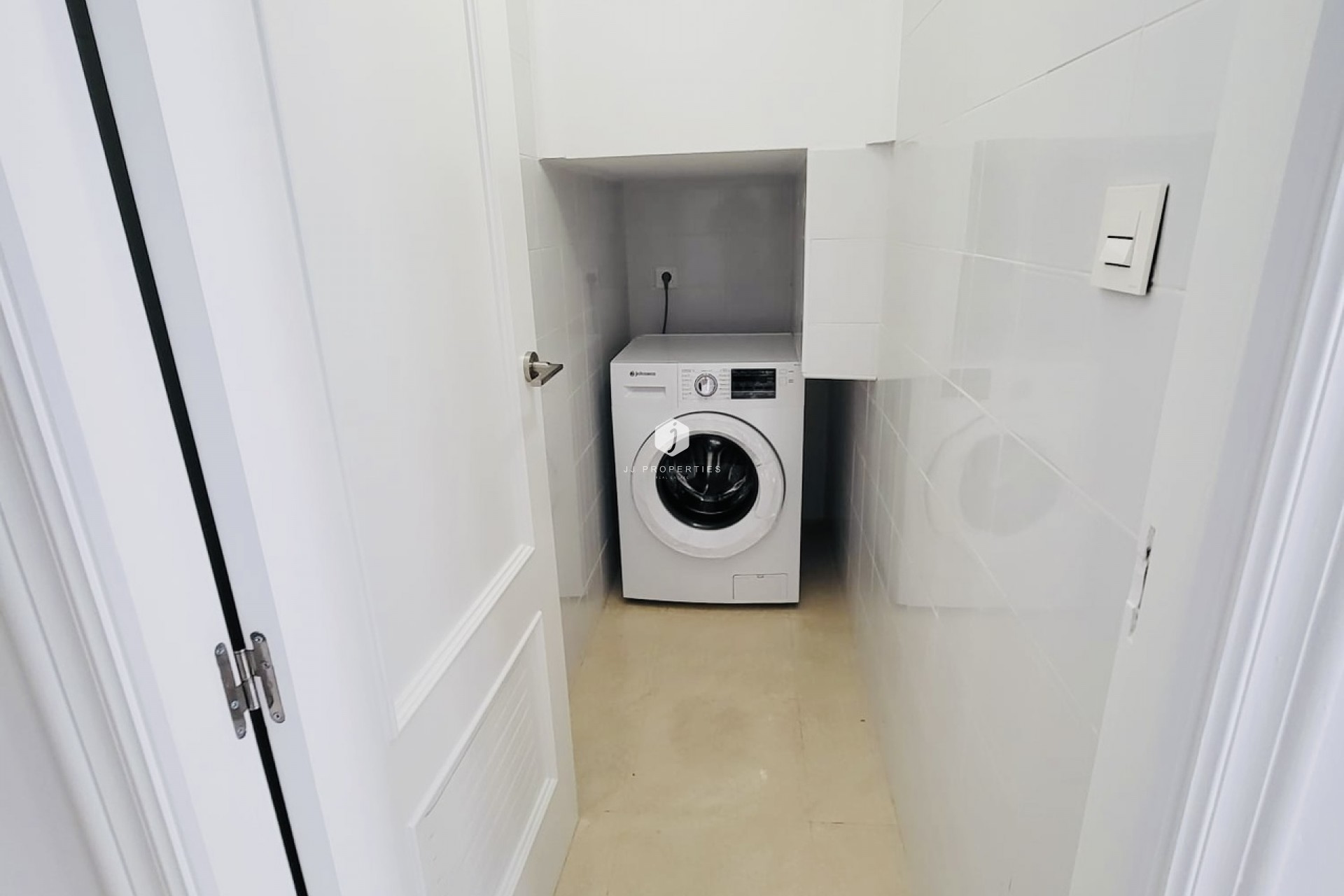 Aus zweiter Hand - Chalet -
San Miguel de Salinas - Inland