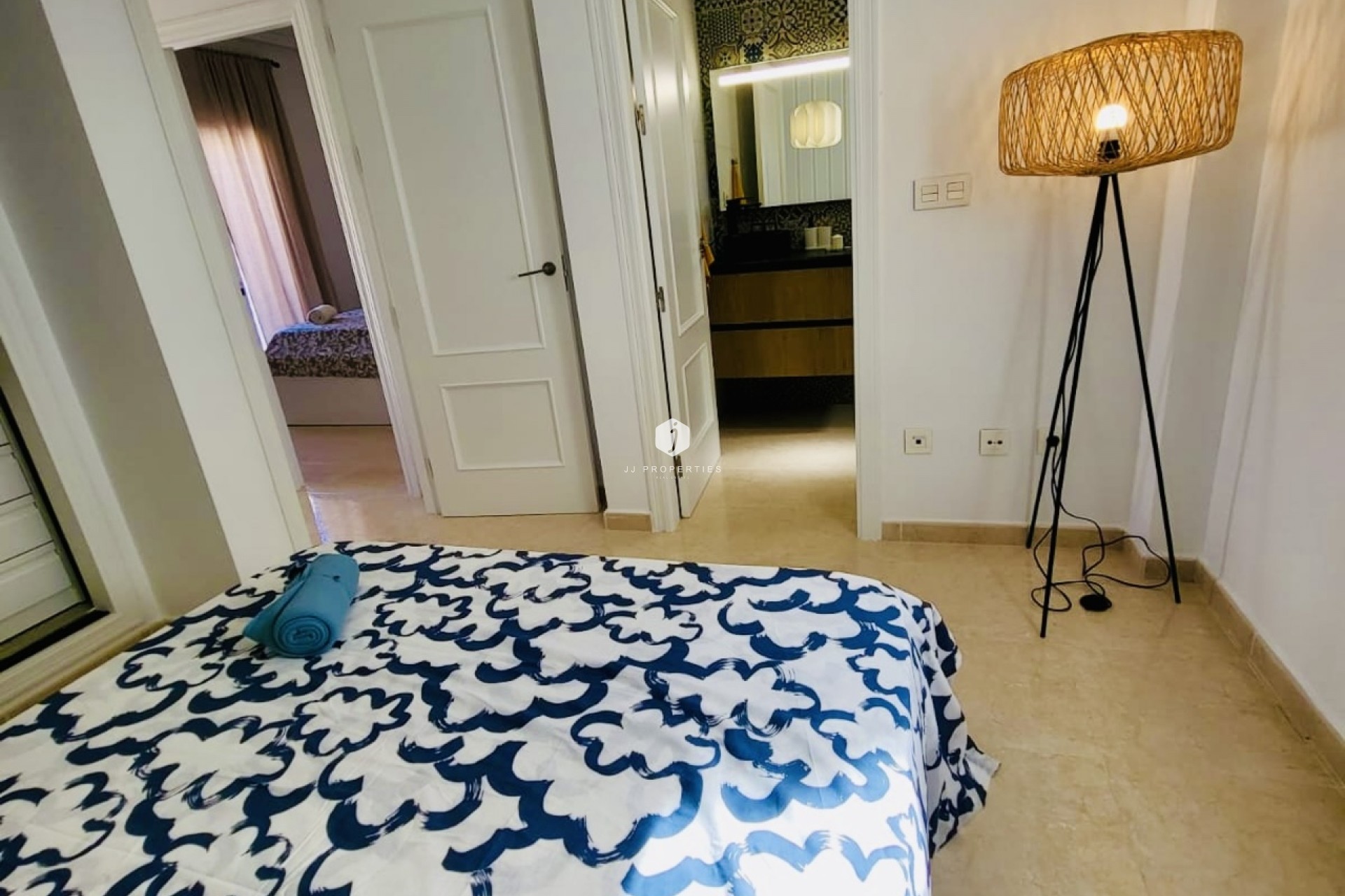 Aus zweiter Hand - Chalet -
San Miguel de Salinas - Inland