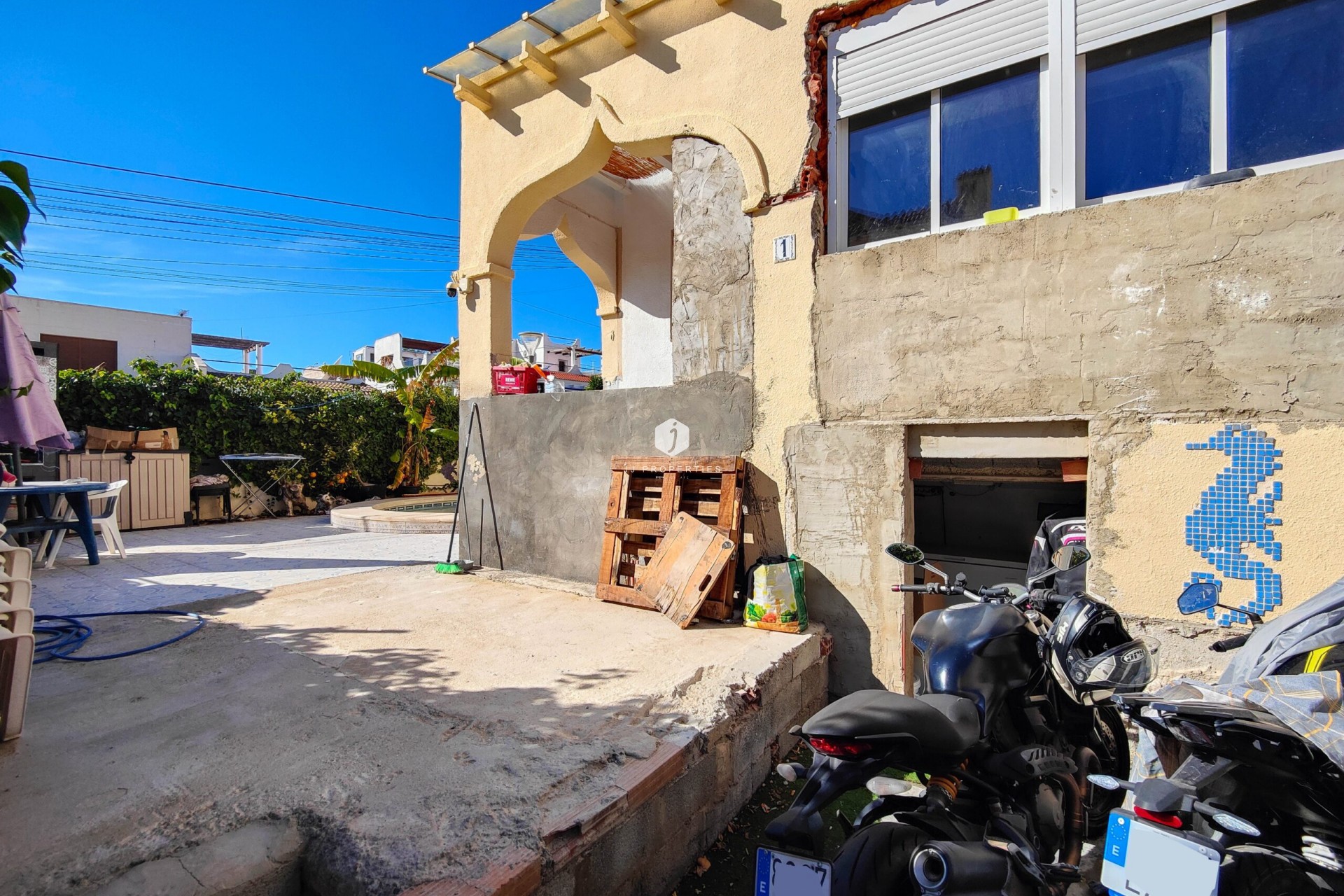 Aus zweiter Hand - Chalet -
San Miguel de Salinas - Inland