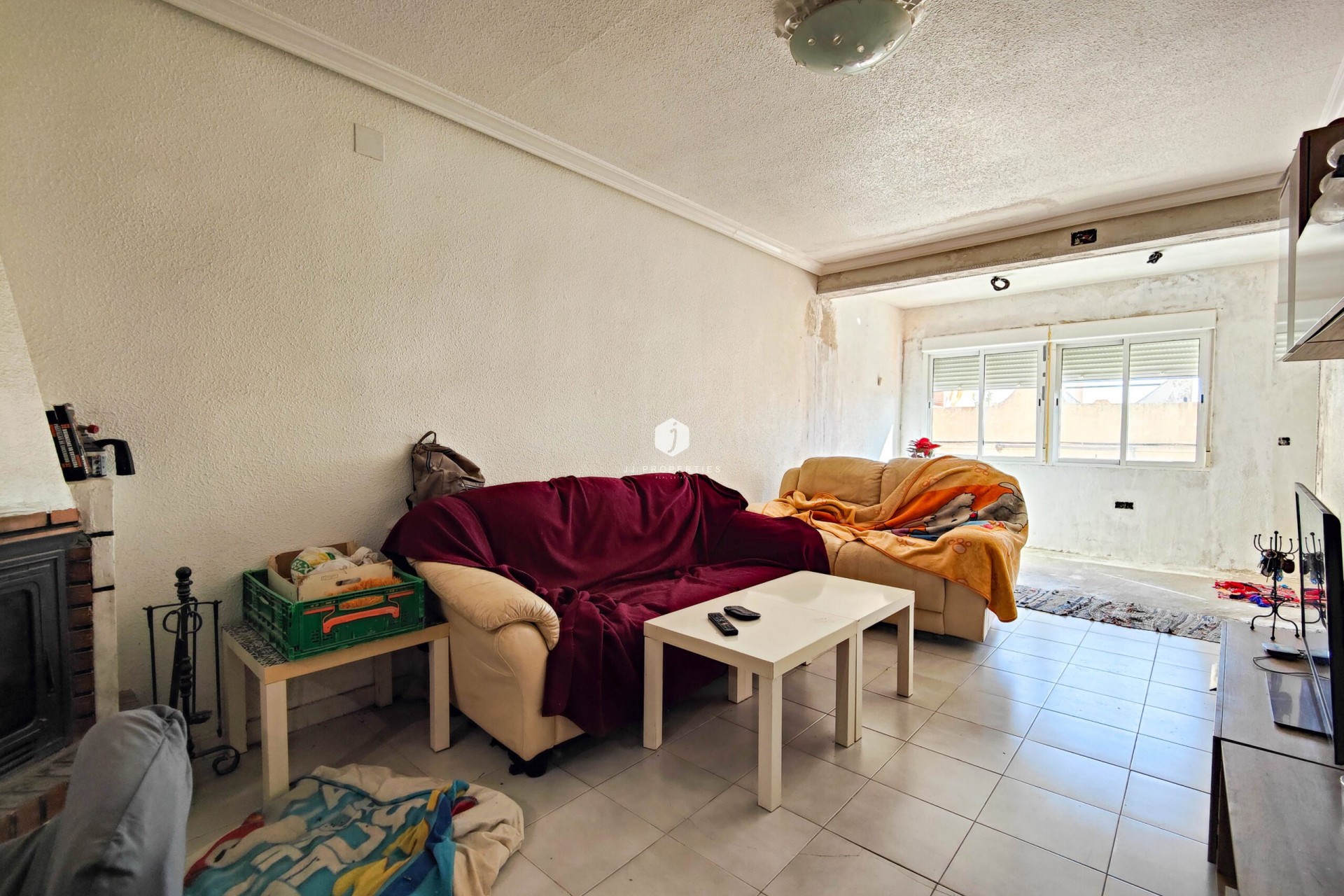 Aus zweiter Hand - Chalet -
San Miguel de Salinas - Inland