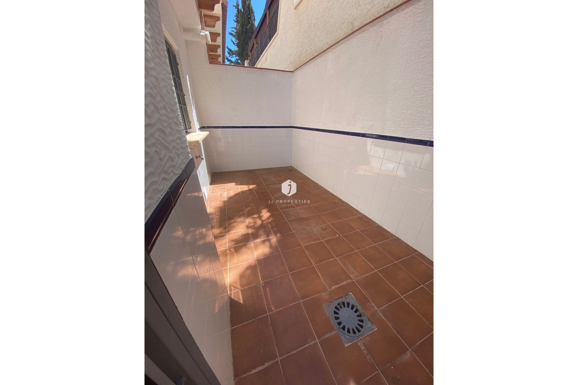 Aus zweiter Hand - Chalet -
San Miguel de Salinas - Inland