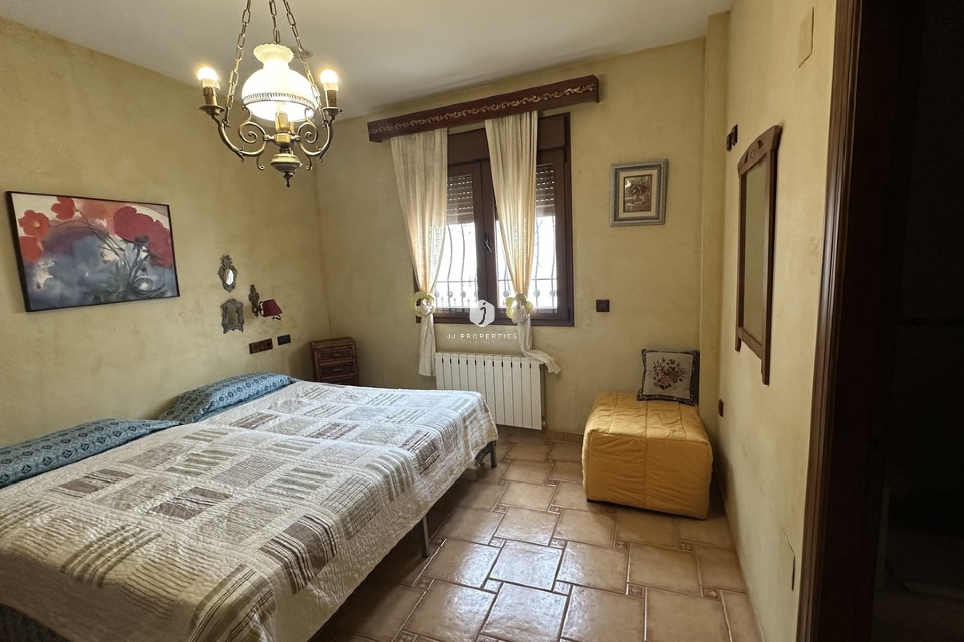 Aus zweiter Hand - Chalet -
San Miguel de Salinas - Inland