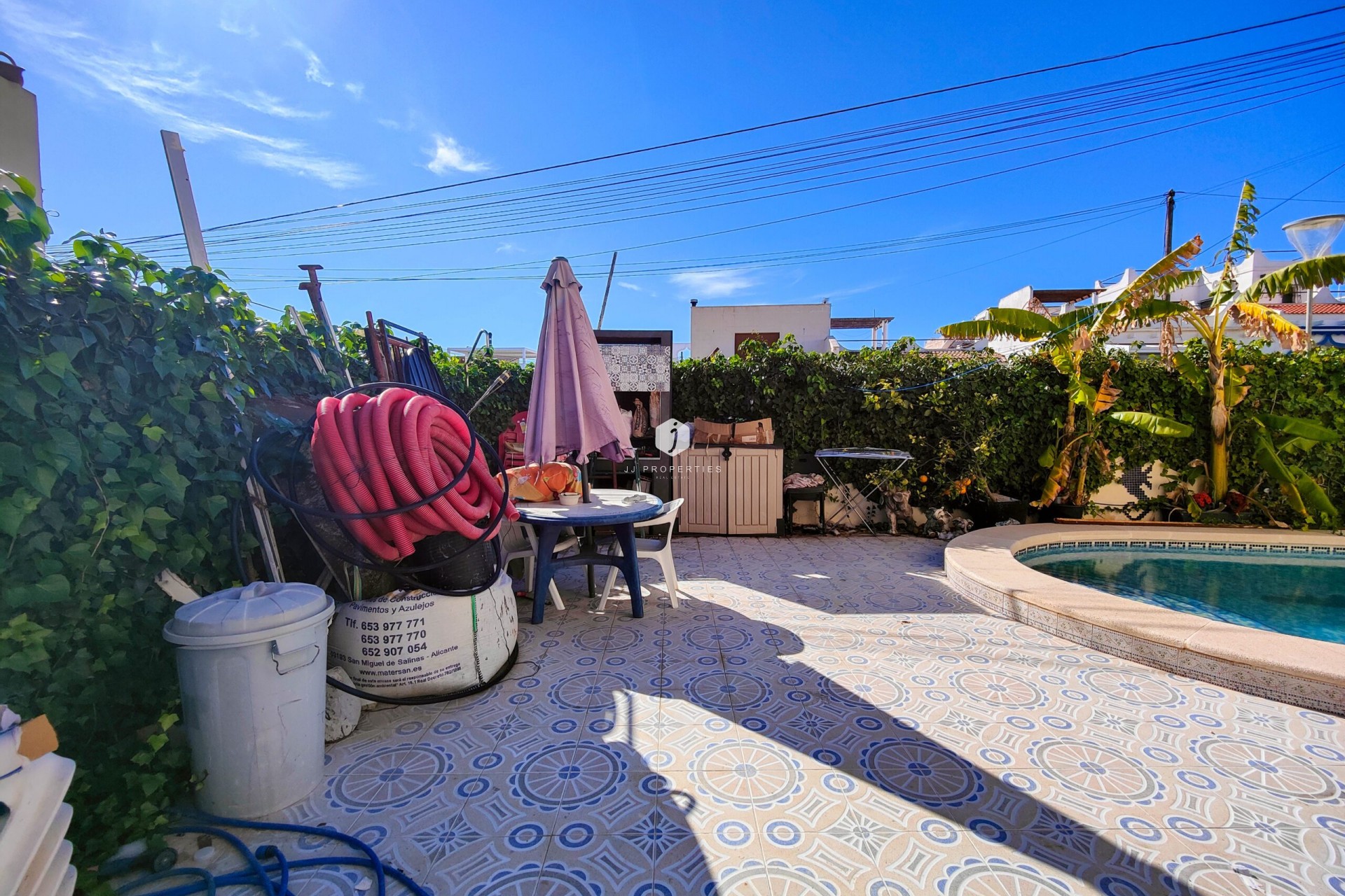 Aus zweiter Hand - Chalet -
San Miguel de Salinas - Inland