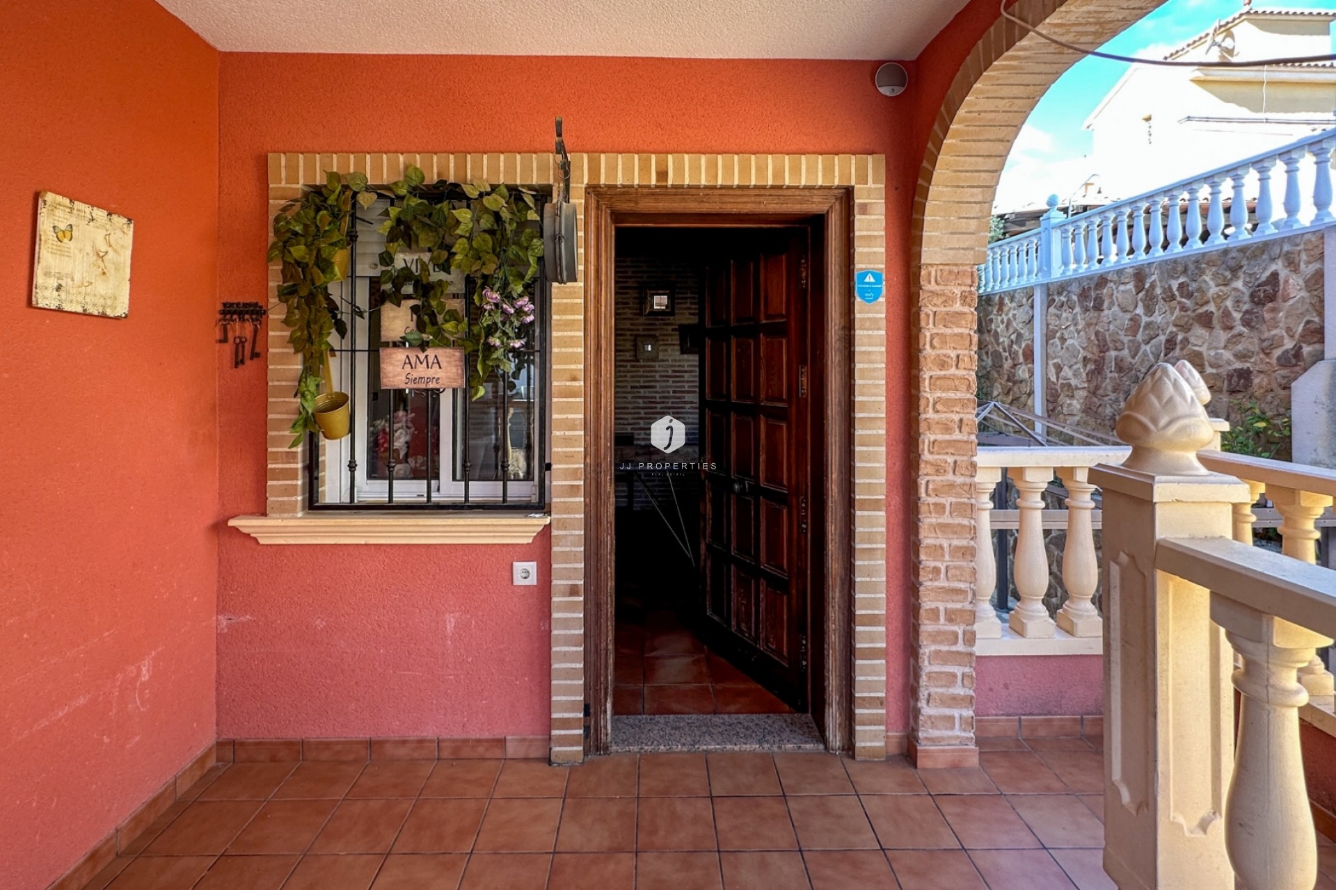 Aus zweiter Hand - Chalet -
San Miguel de Salinas - Inland