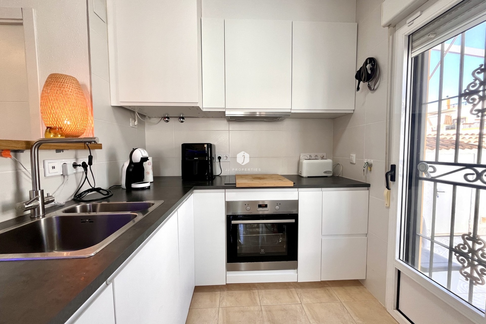 Aus zweiter Hand - Chalet -
San Miguel / Vistabella Golf - Inland