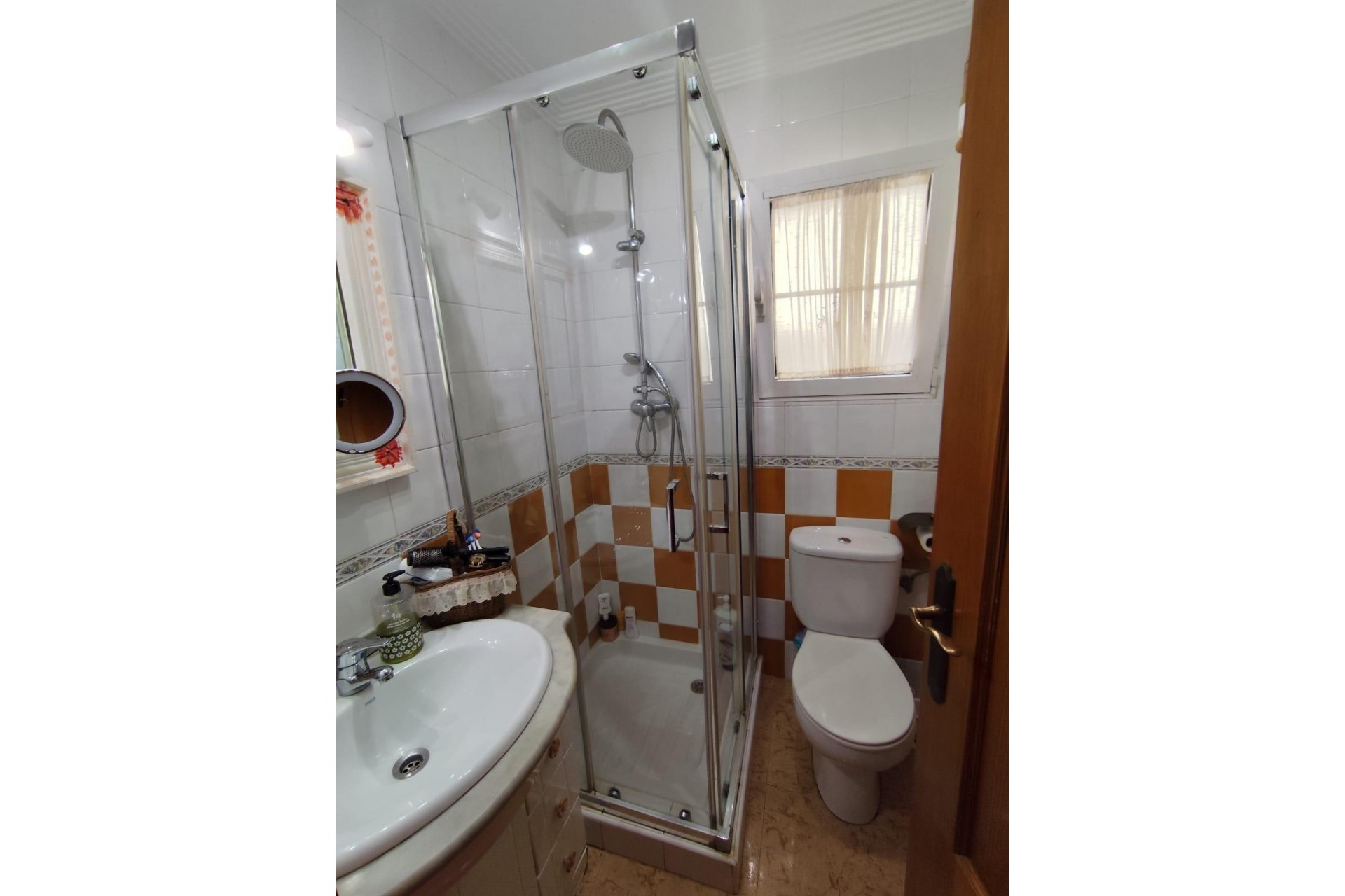 Aus zweiter Hand - Chalet -
Torrevieja - Aguas Nuevas 1