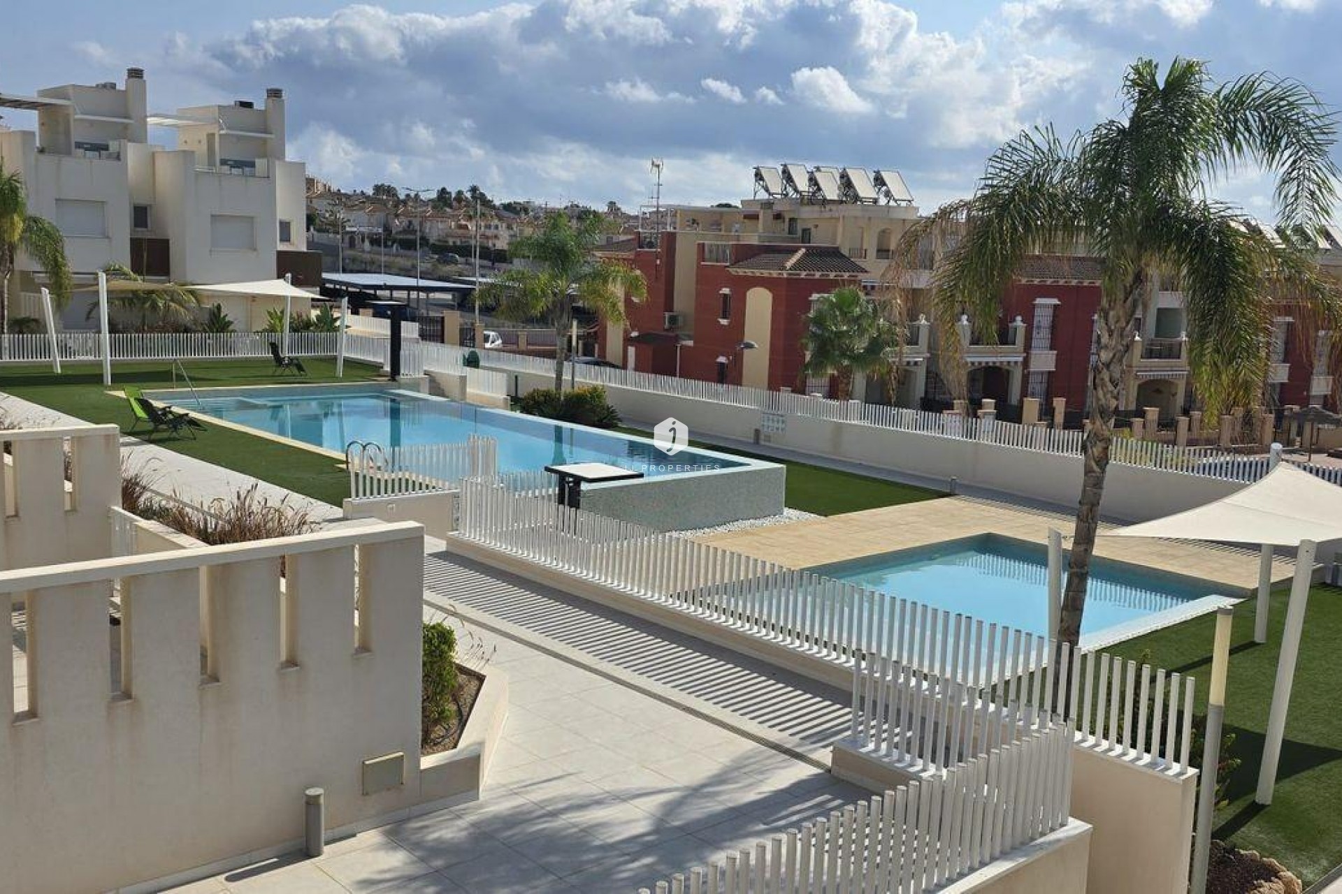 Aus zweiter Hand - Chalet -
Torrevieja - aguas nuevas