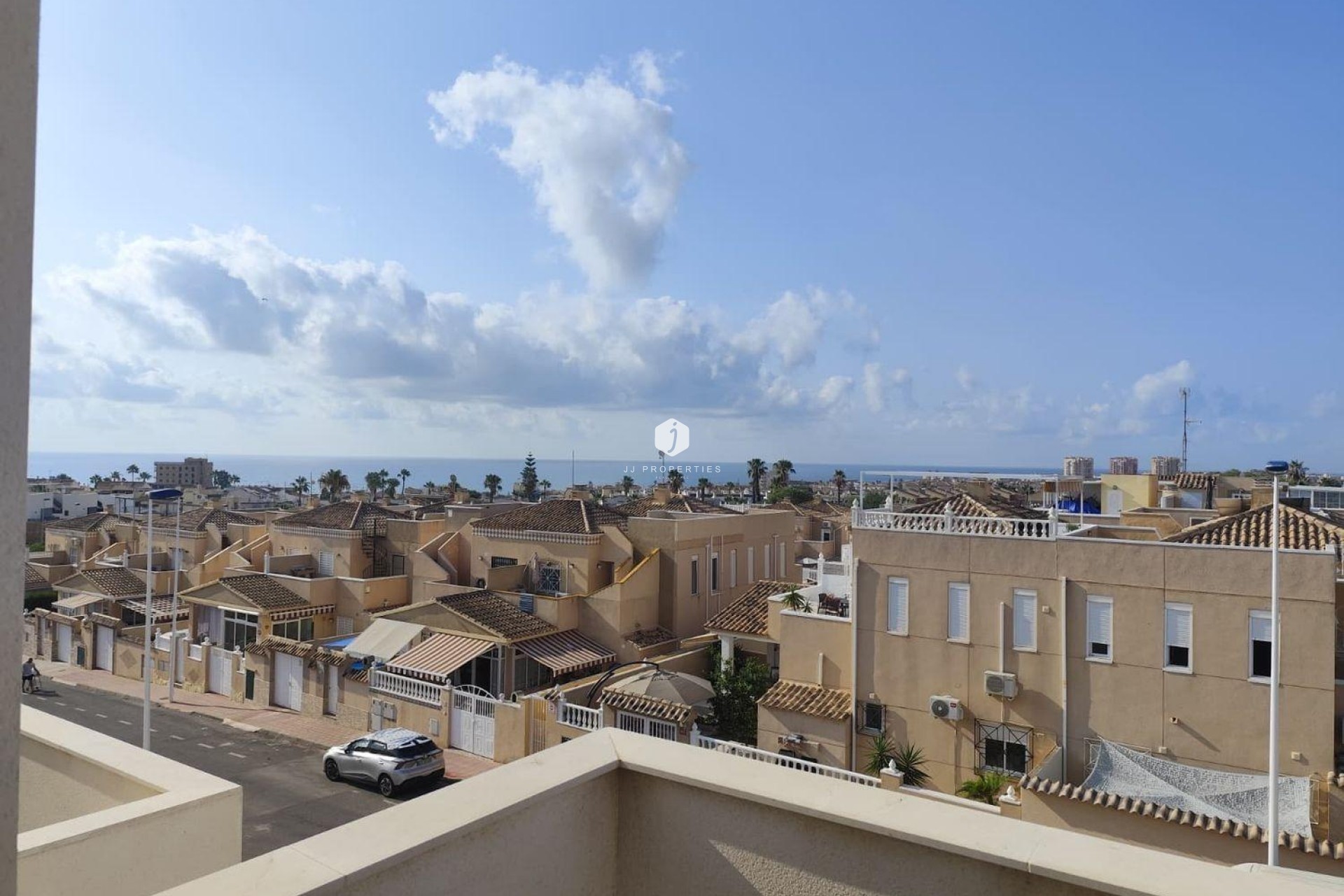 Aus zweiter Hand - Chalet -
Torrevieja - aguas nuevas