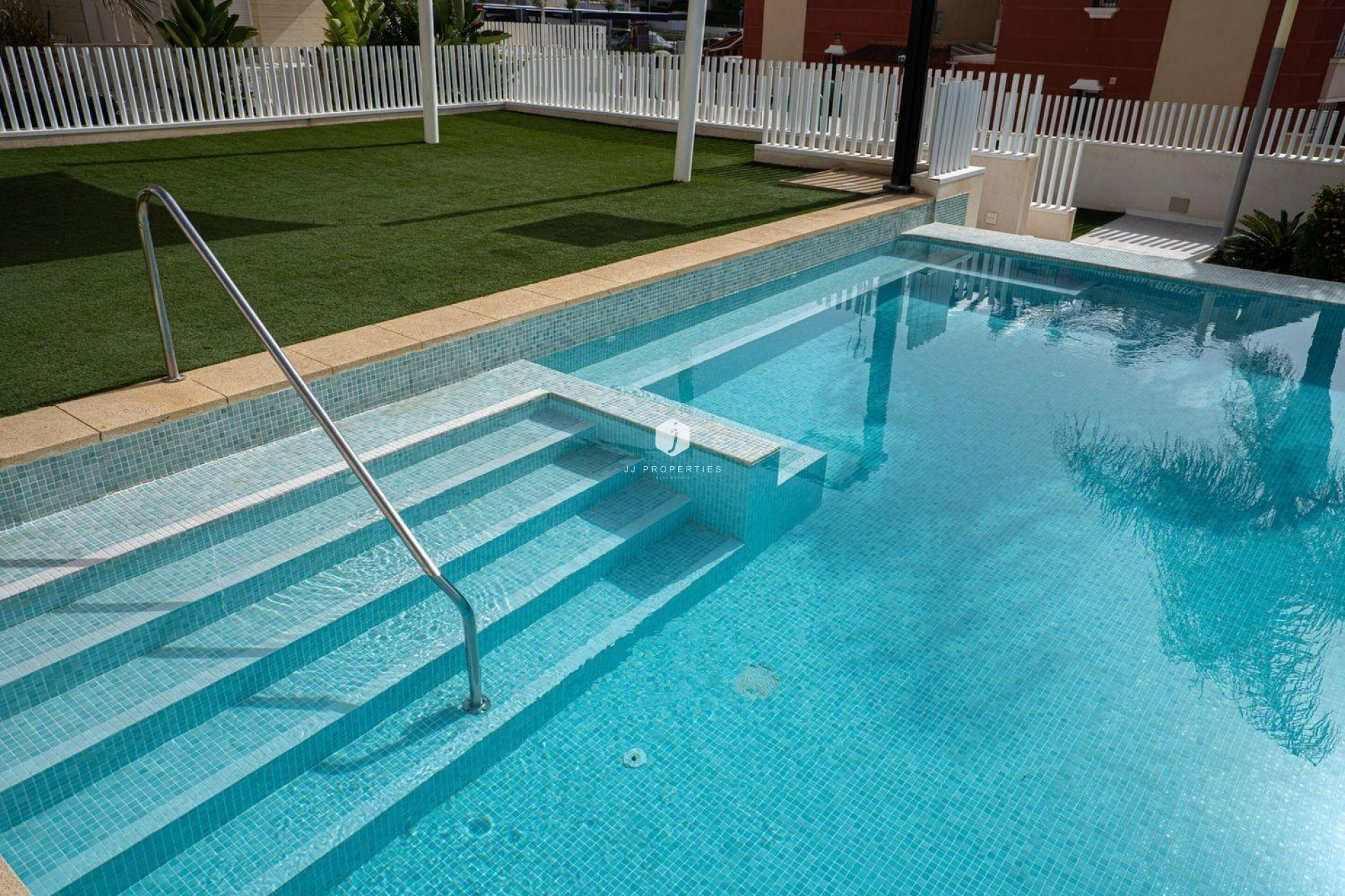 Aus zweiter Hand - Chalet -
Torrevieja - aguas nuevas