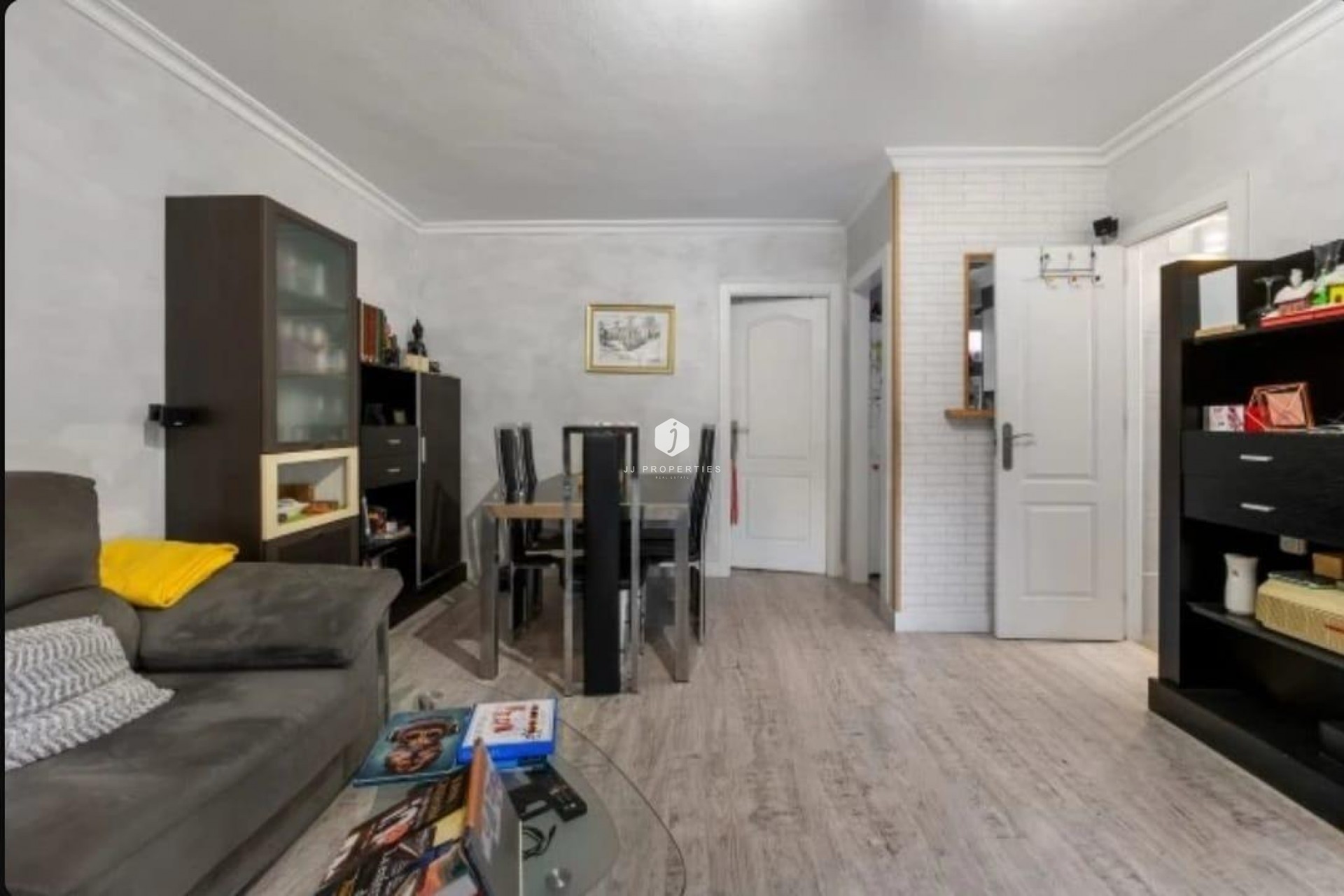 Aus zweiter Hand - Chalet -
Torrevieja - aguas nuevas