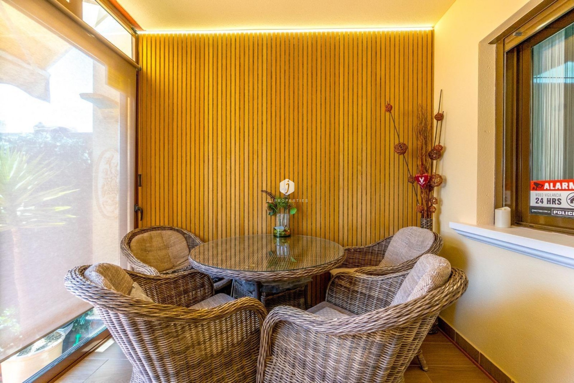 Aus zweiter Hand - Chalet -
Torrevieja - aguas nuevas