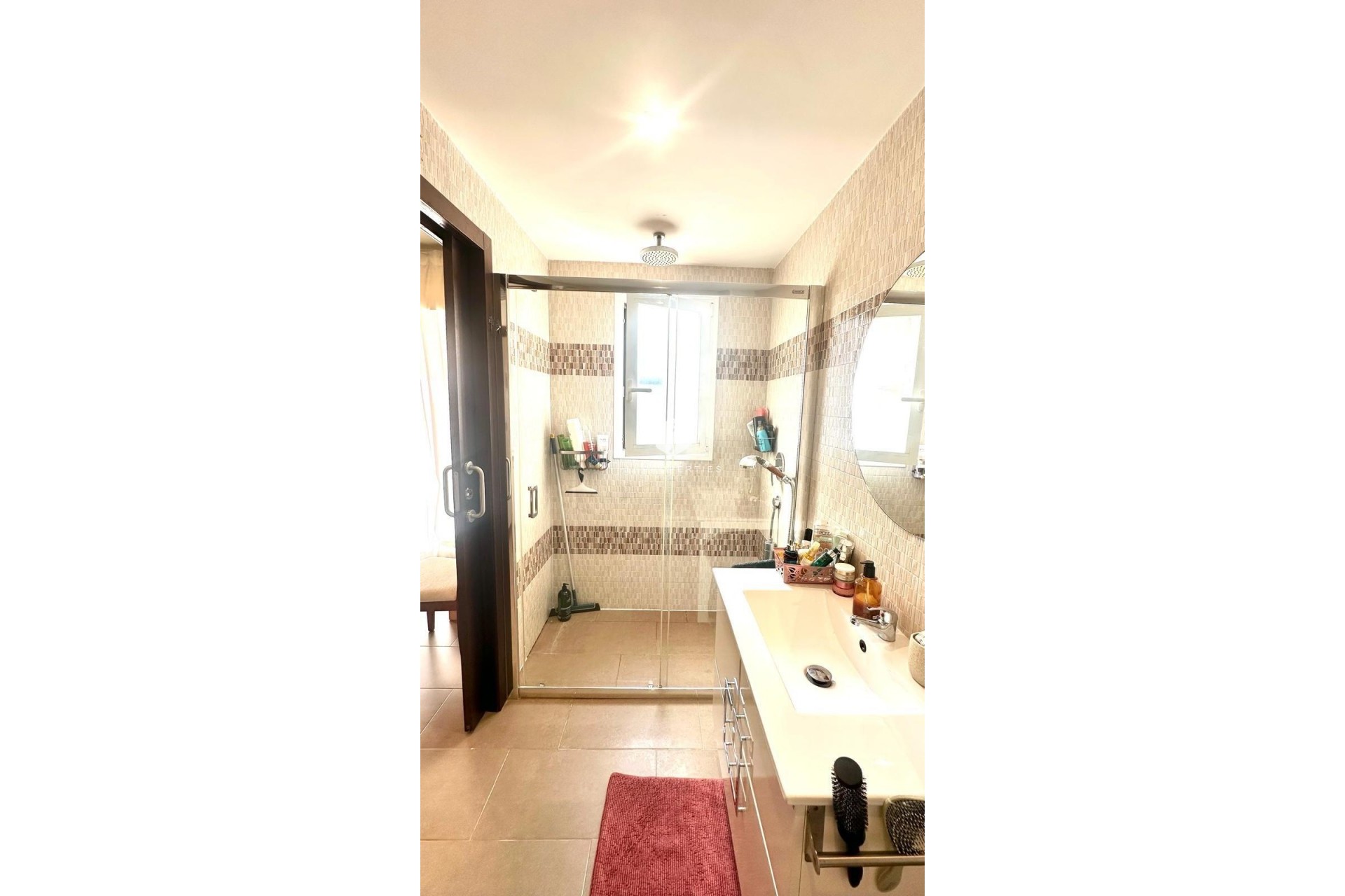 Aus zweiter Hand - Chalet -
Torrevieja - aguas nuevas