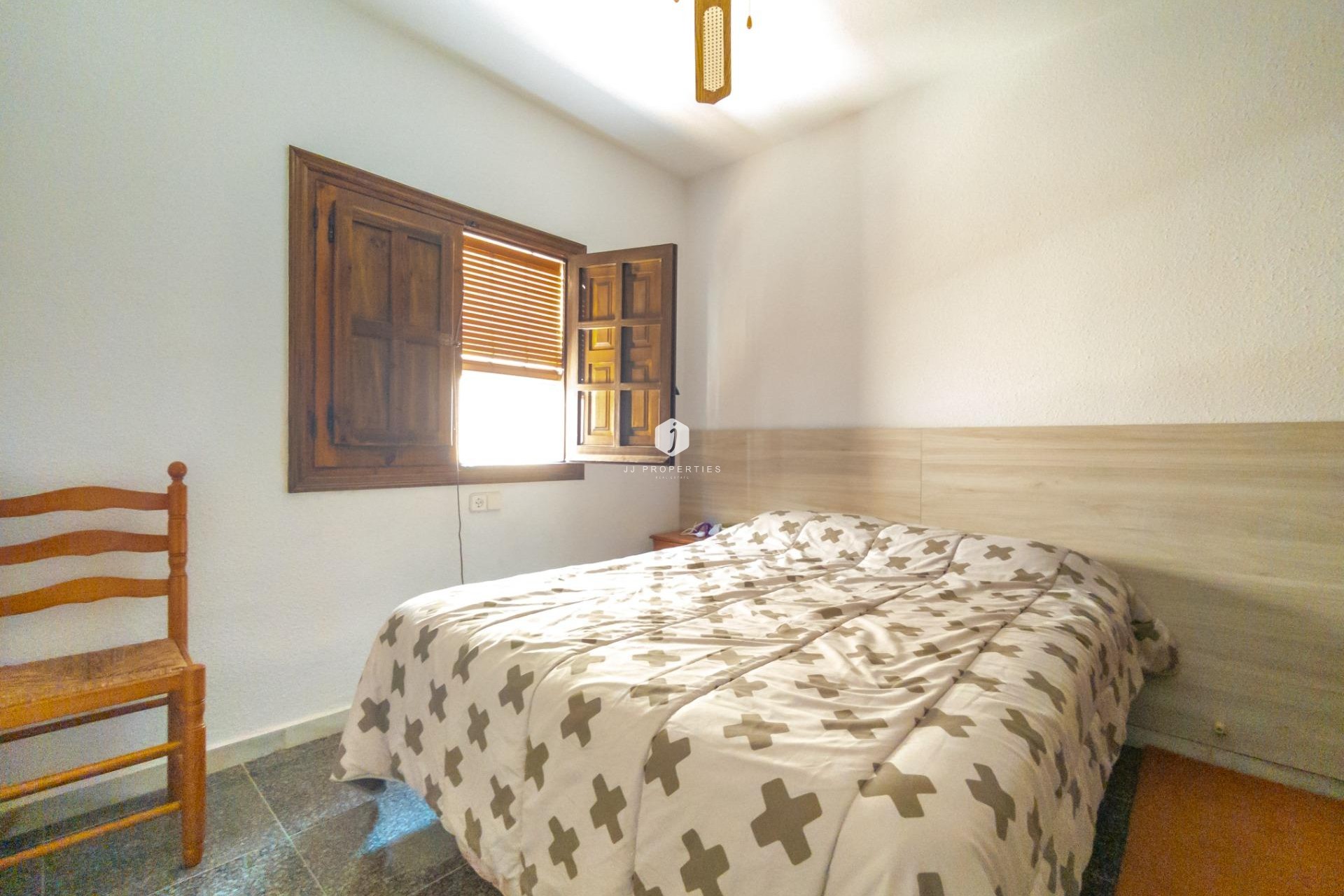 Aus zweiter Hand - Chalet -
Torrevieja - Cabo cervera