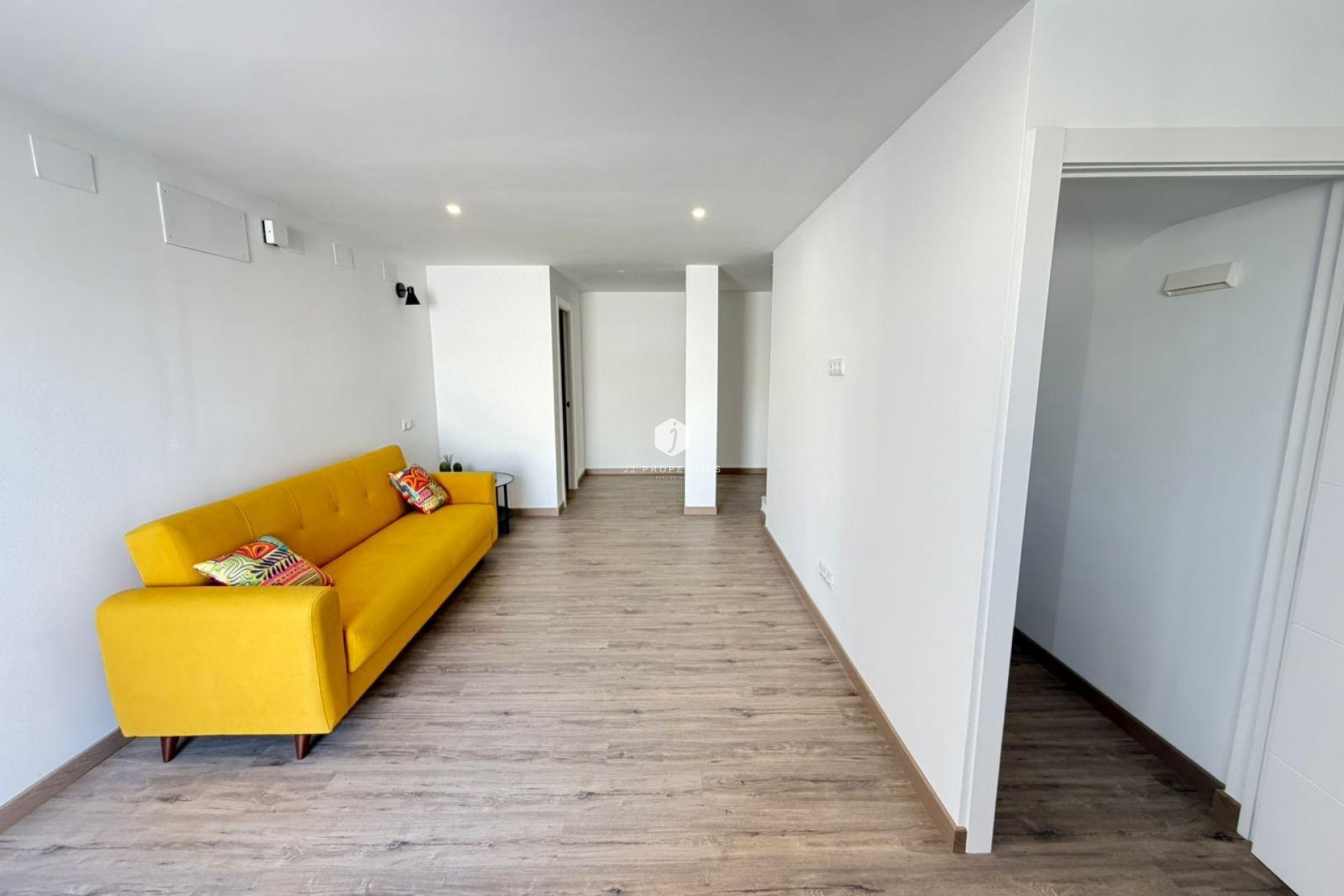 Aus zweiter Hand - Chalet -
Torrevieja - Cabo cervera