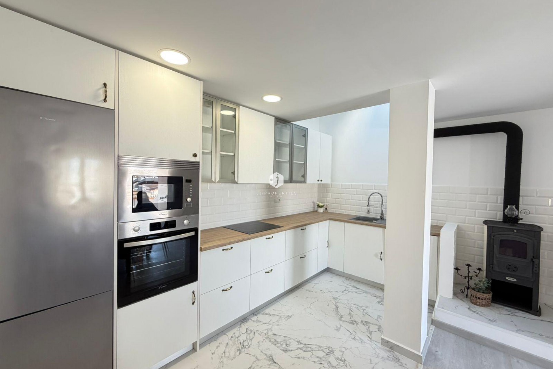 Aus zweiter Hand - Chalet -
Torrevieja - Cabo cervera