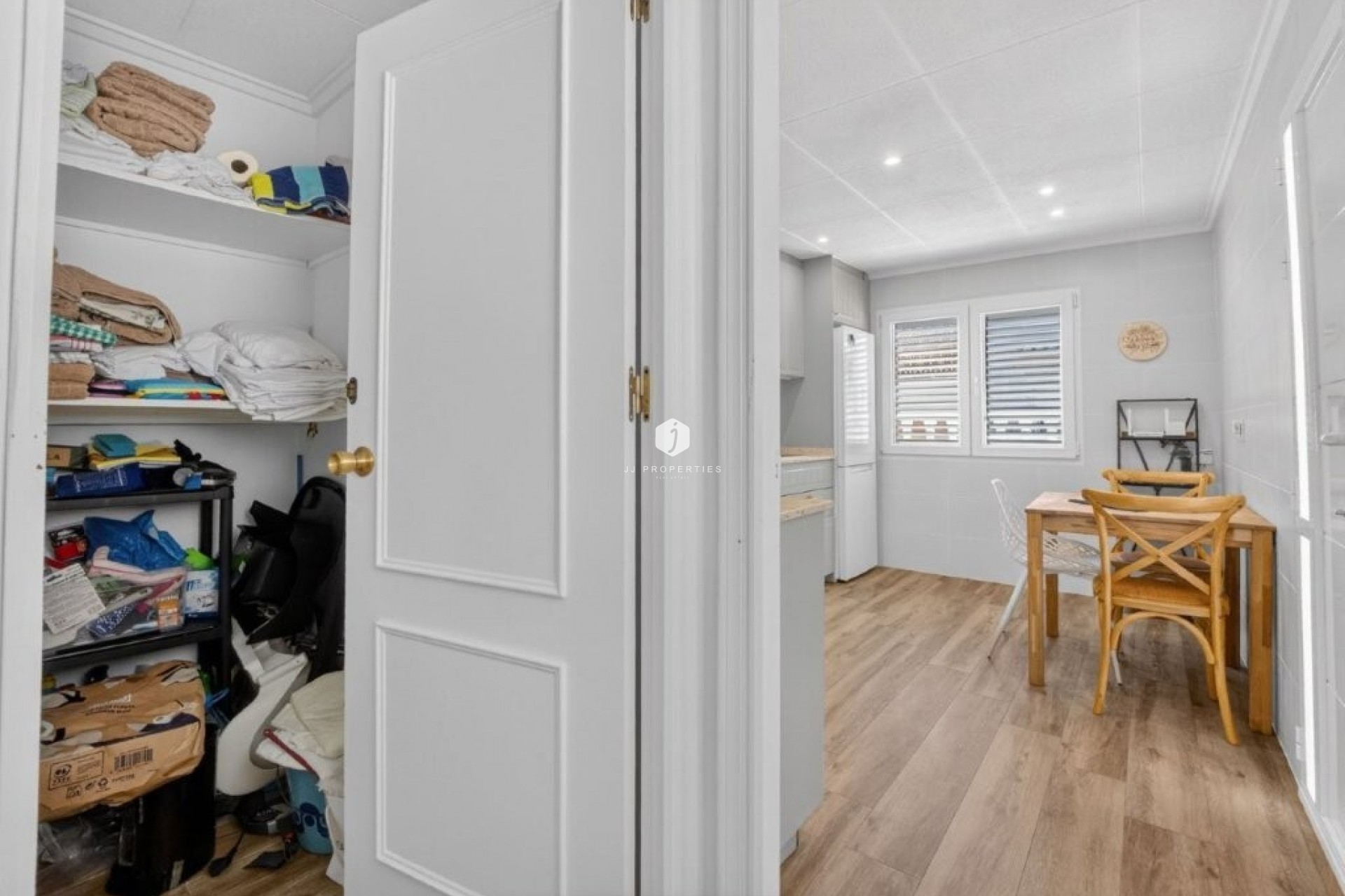 Aus zweiter Hand - Chalet -
Torrevieja - Cabo cervera